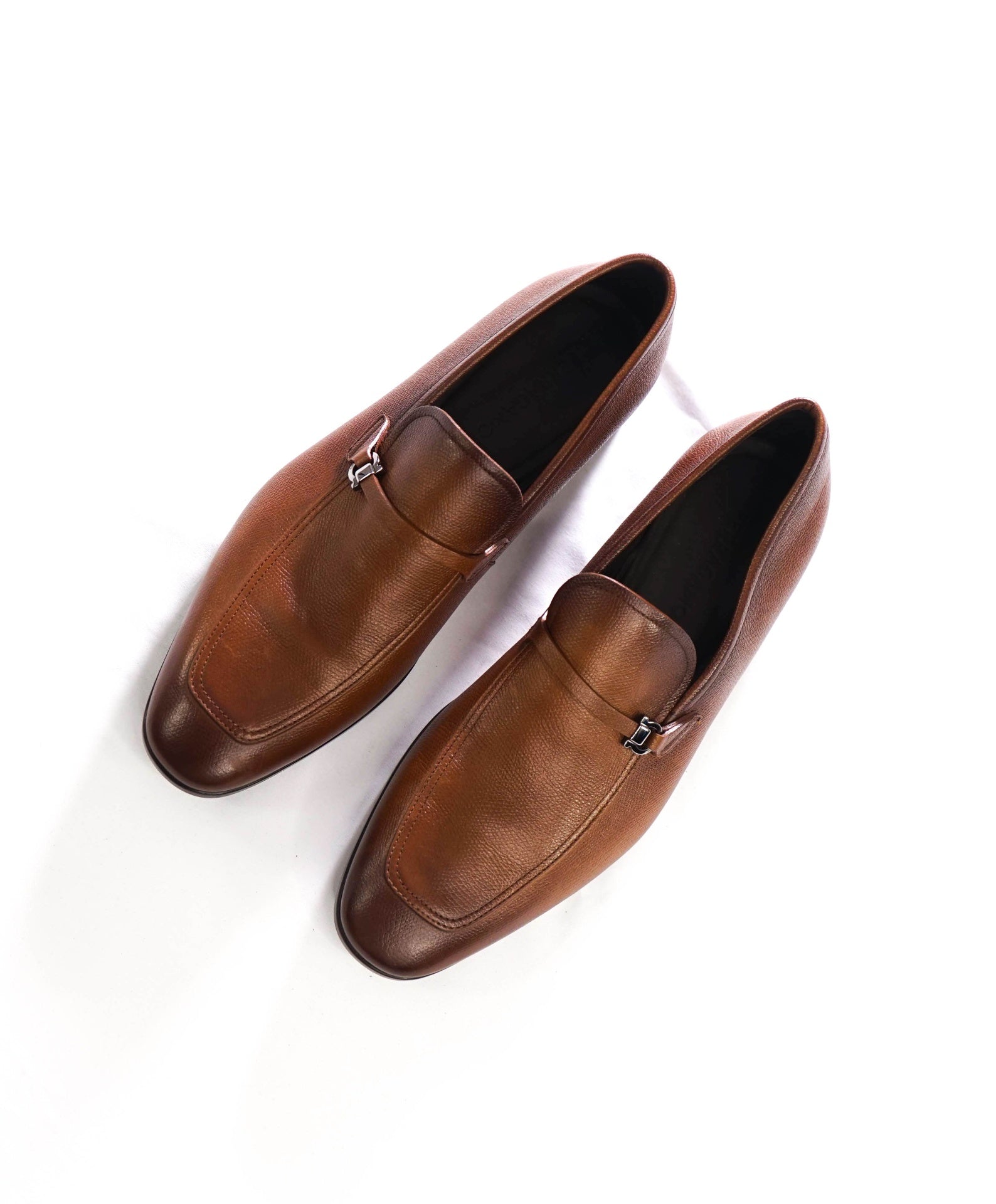 $950 FERRAGAMO - Brown "CHARME" Pebble Loafers - 9 EE