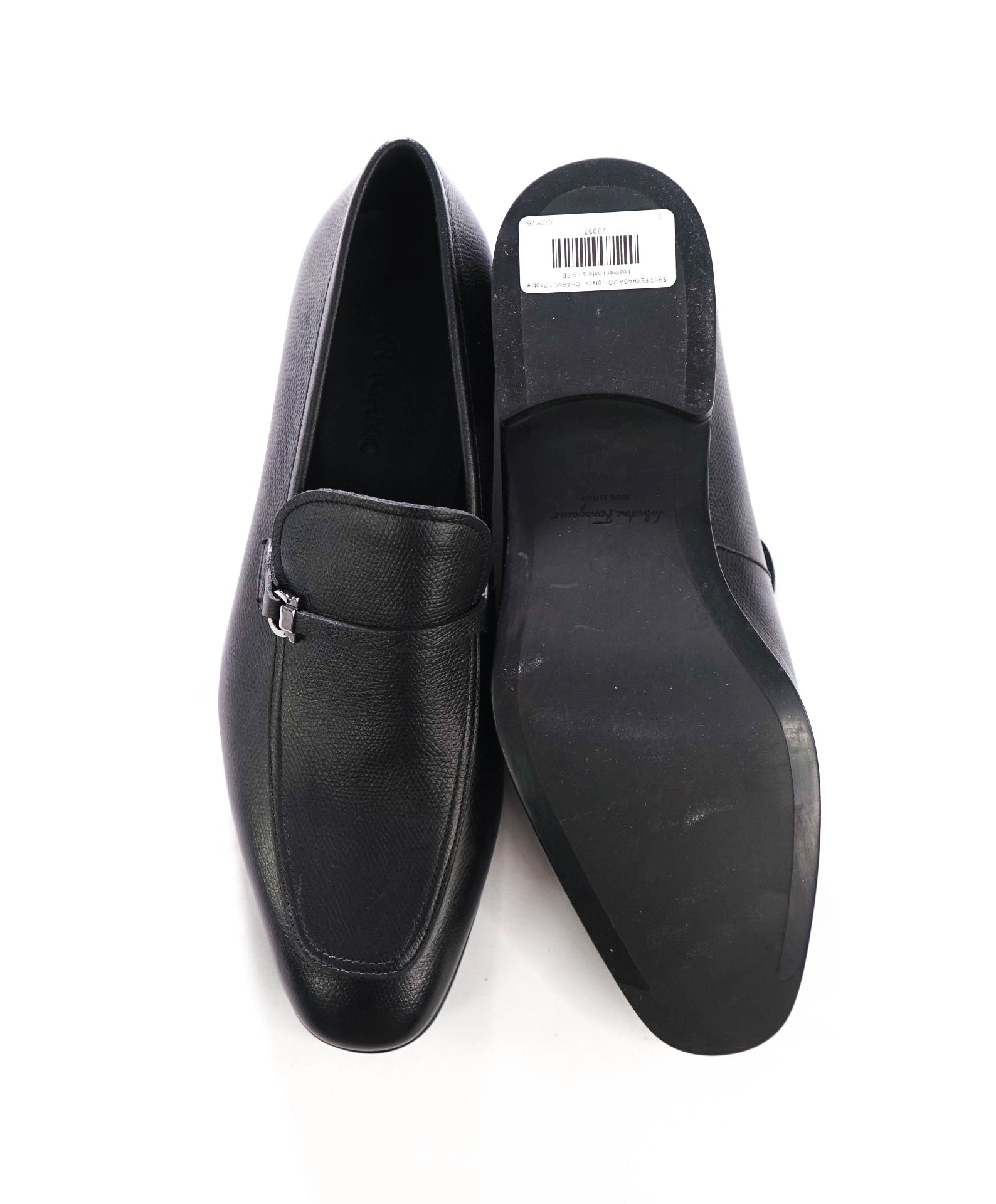 $950 FERRAGAMO - Black "CHARME" Pebble Leather Loafers - 9 EE