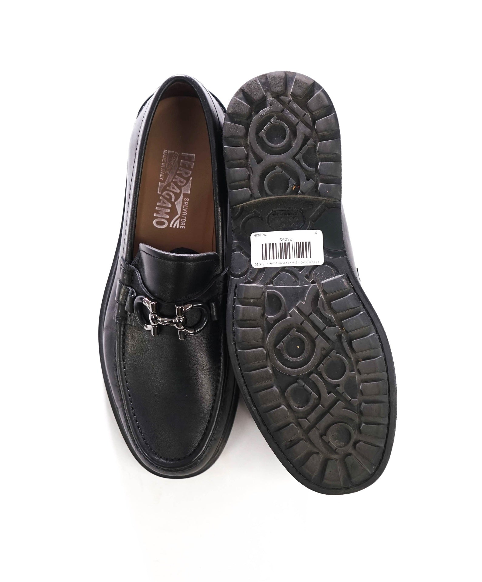 $850 FERRAGAMO - Black Leather Loafers - 9.5 EE