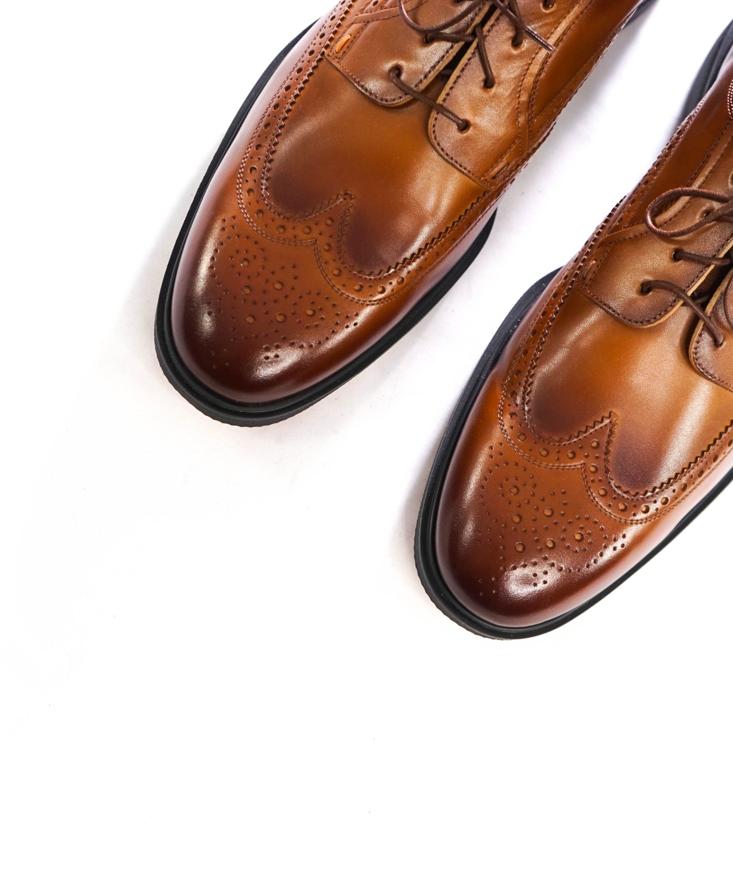 $1,090 SANTONI - Brown Leather Wingtip Derby - US 13 (12UK)