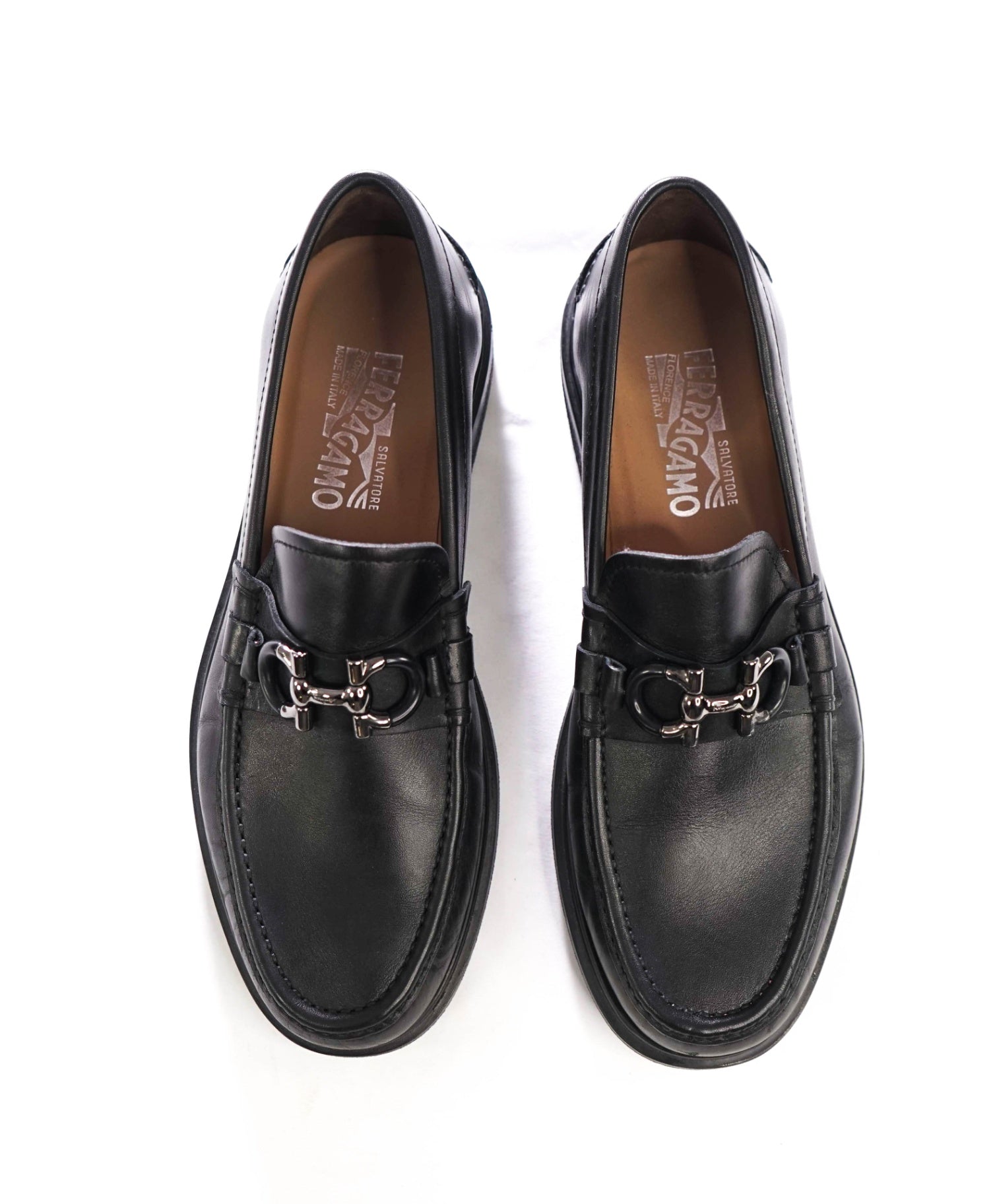 $850 FERRAGAMO - Black Leather Loafers - 9.5 EE