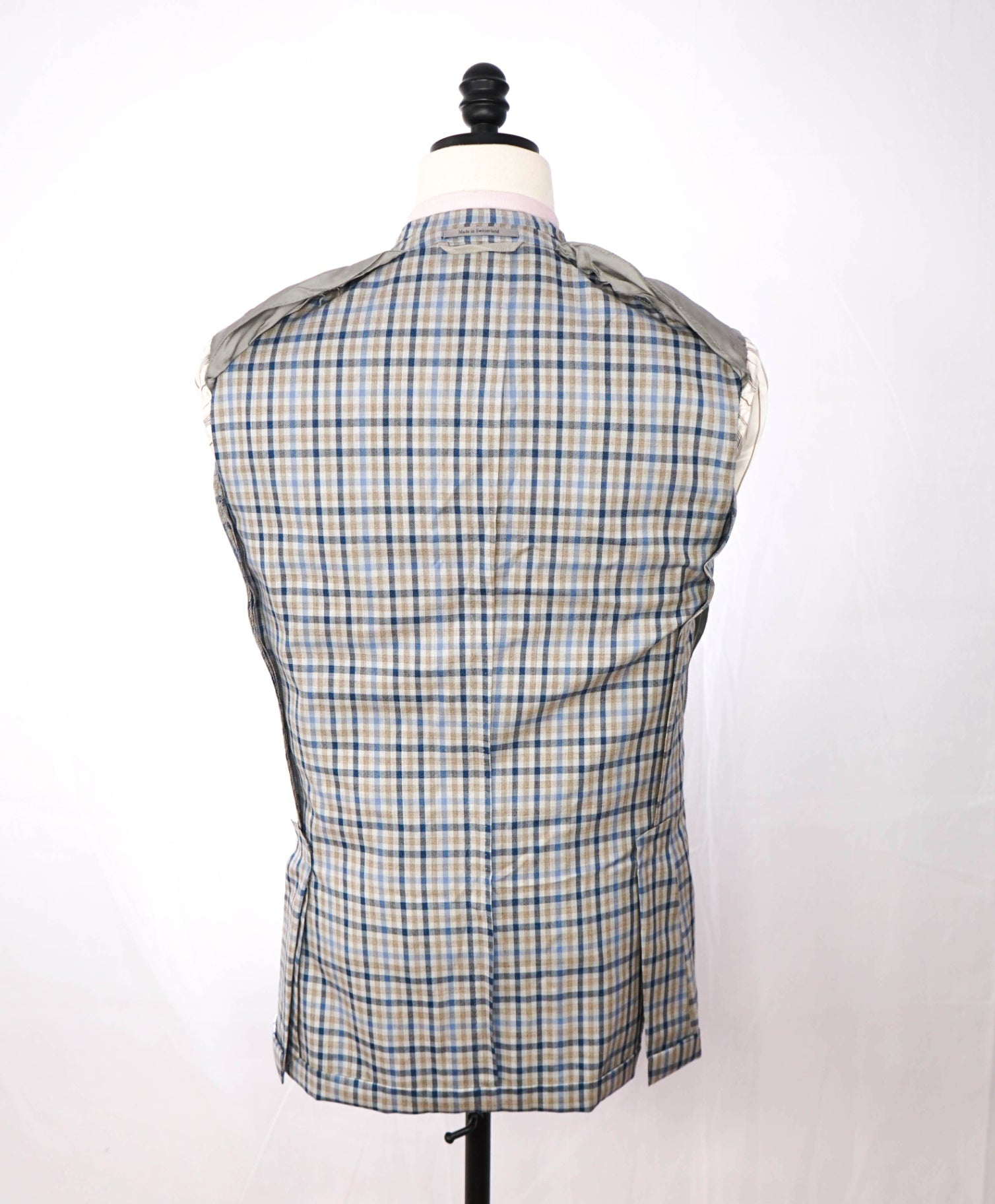 $3,590 ZEGNA - Blue/Beige Plaid Wool Blazer - 40R