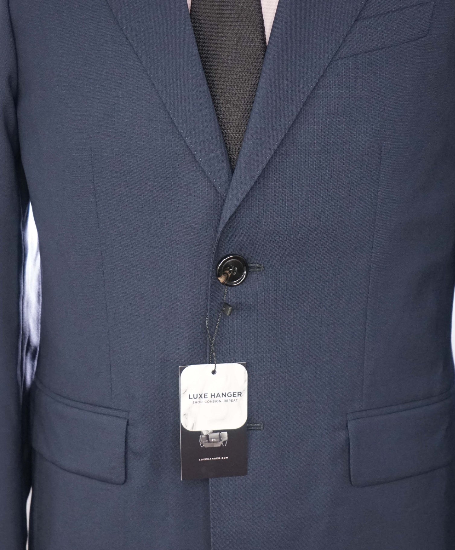 $1,020 AMI - Navy Blue Wool Blazer - 46