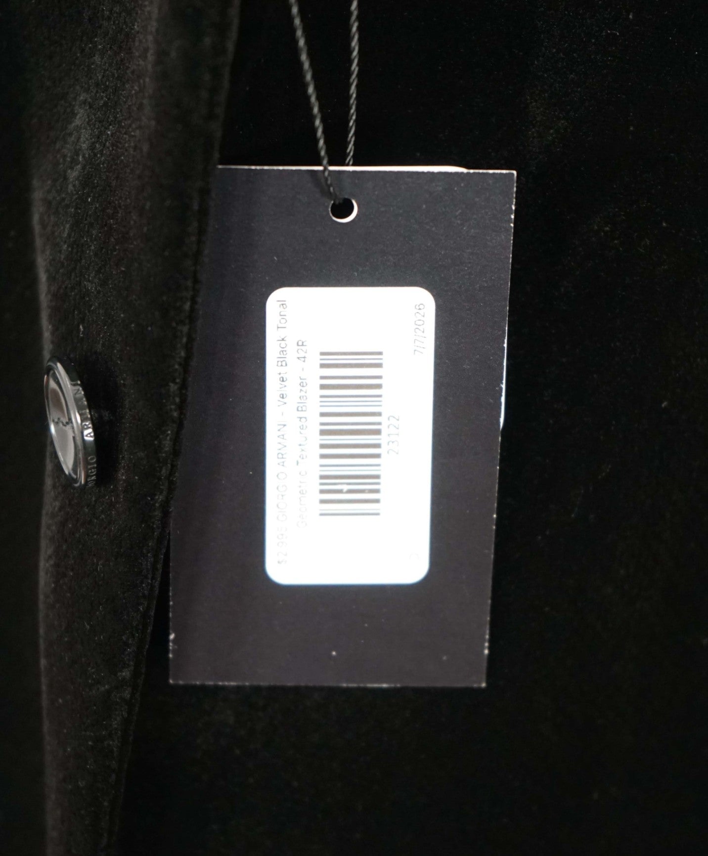 $2,995 GIORGIO ARMANI - Velvet Black Geometric Blazer - 42R