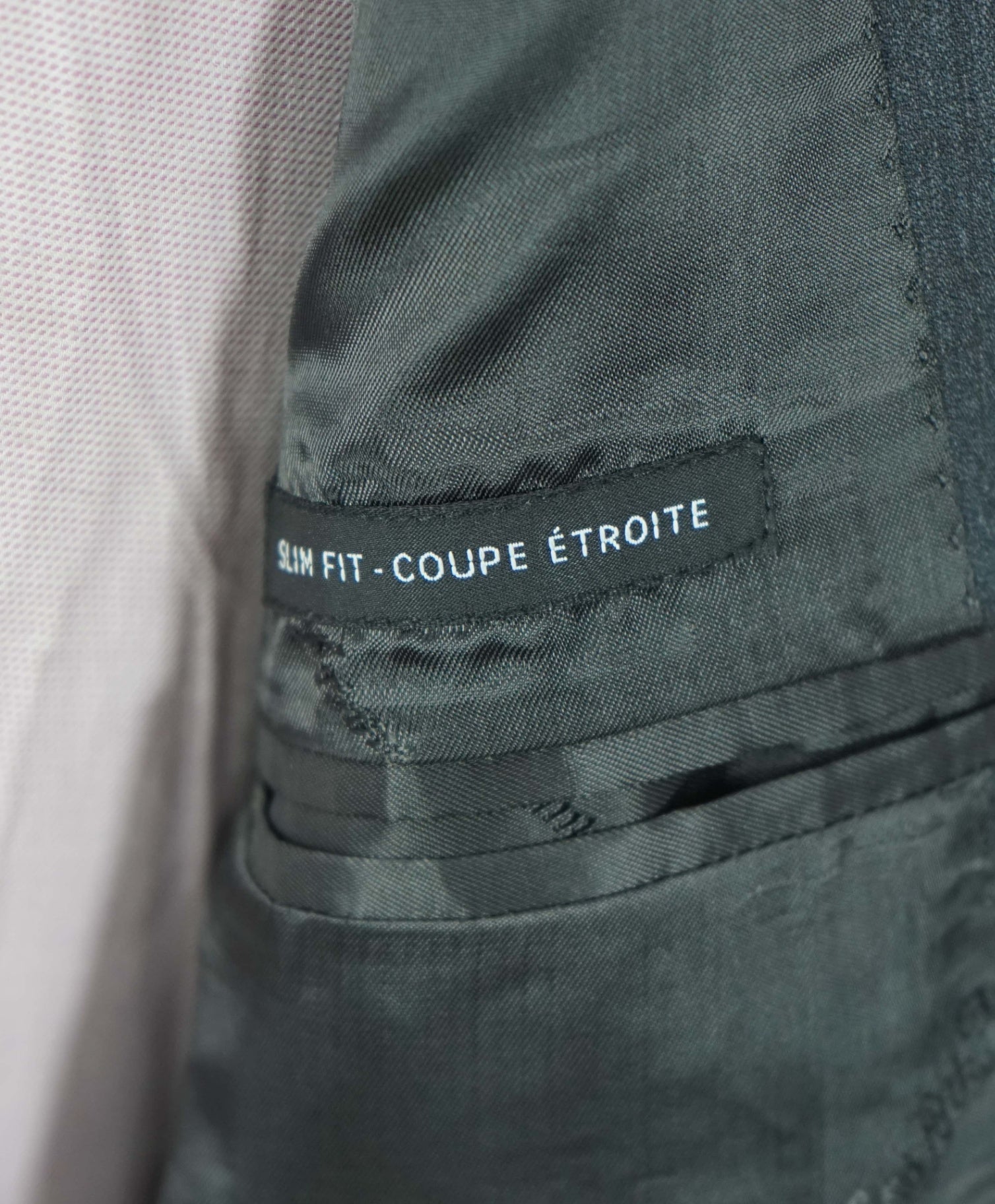 $1,295 ZEGNA For SFA - Solid Gray Wool/Silk Suit - 42S