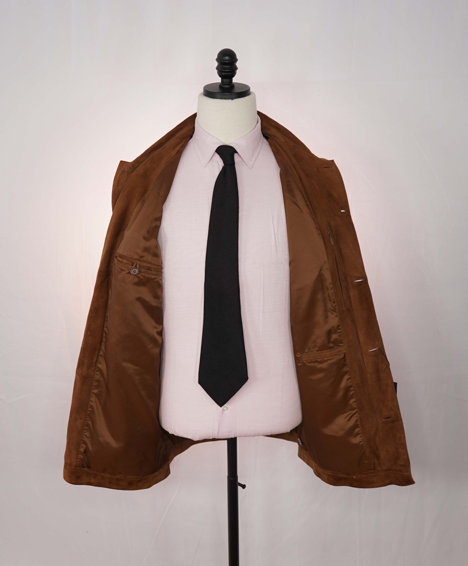 $900 GRANT THOMAS - Chestnut Brown Suede Jacket - 40R