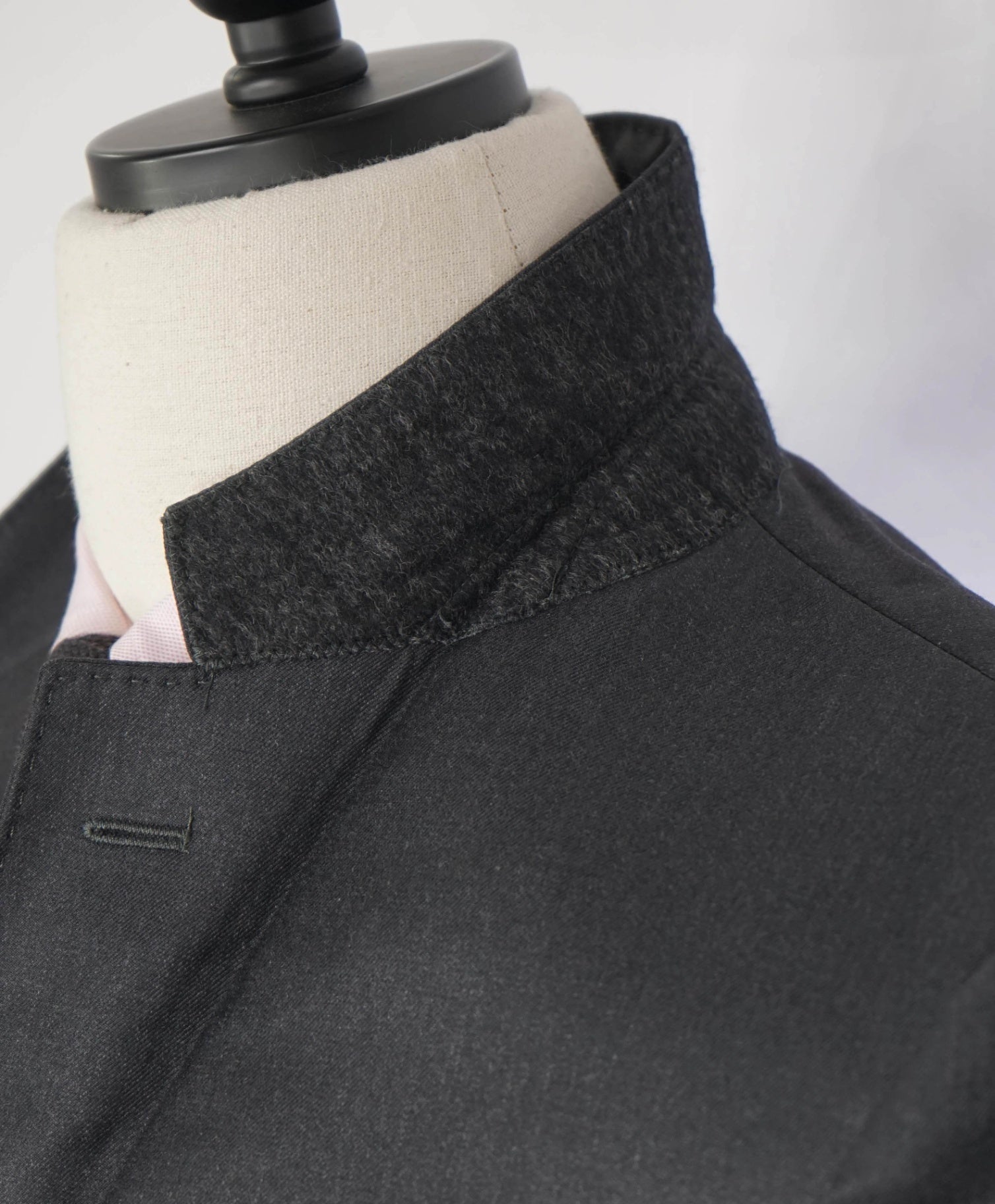 $1,595 EMPORIO ARMANI - "David Line" Gray Wool Blazer - 38R