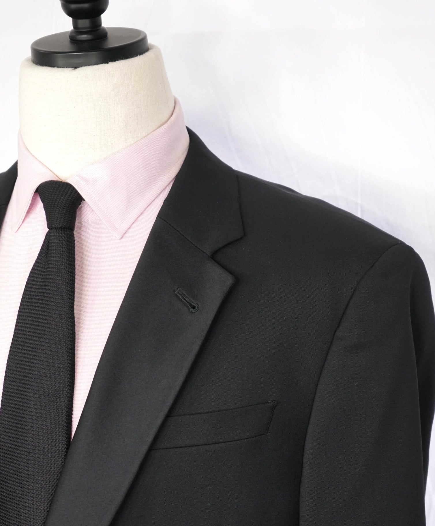 ARMANI COLLEZIONI - Black Wool Tuxedo DInner Jacket - 44L