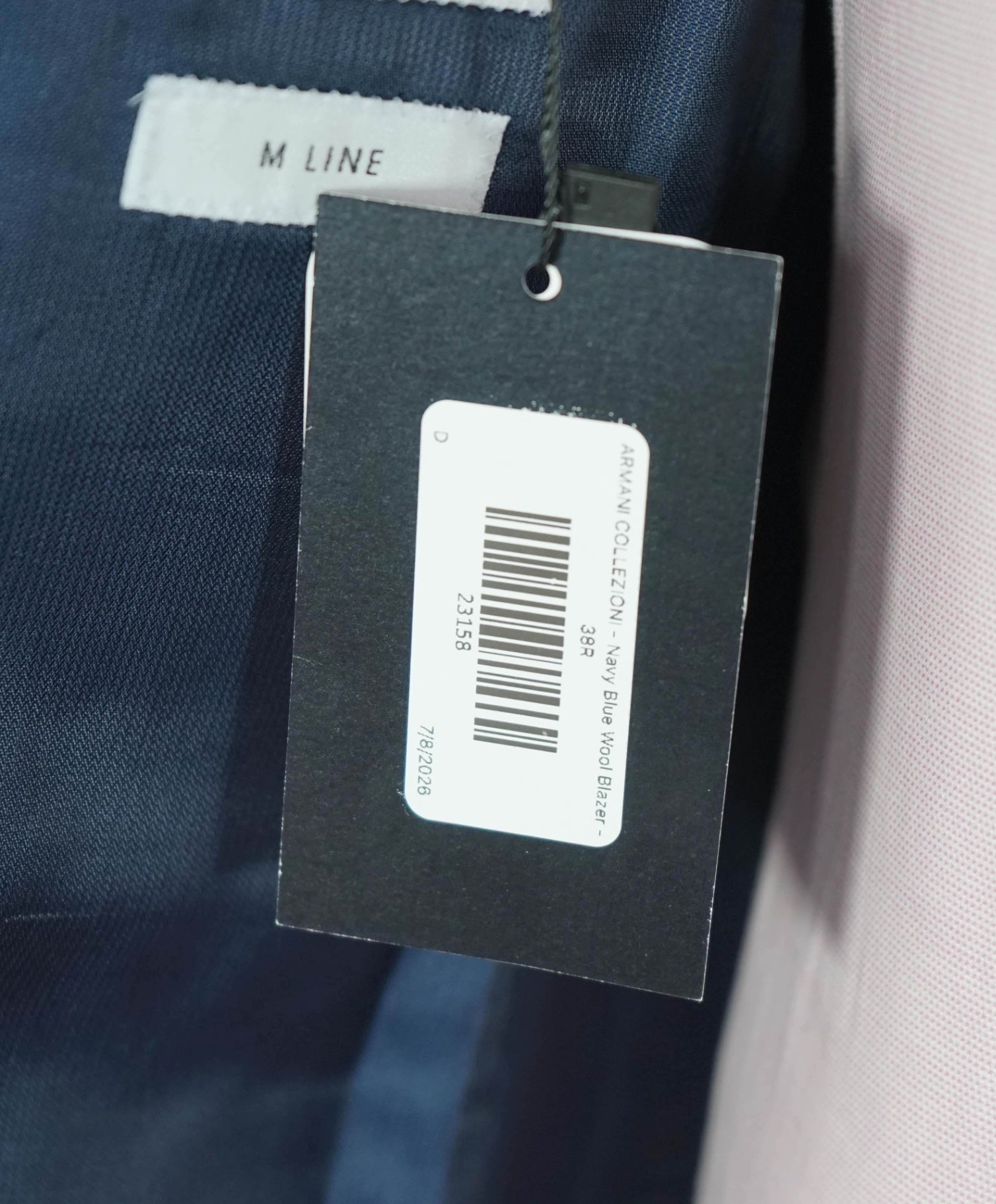 ARMANI COLLEZIONI - Navy Blue Wool Blazer - 38R