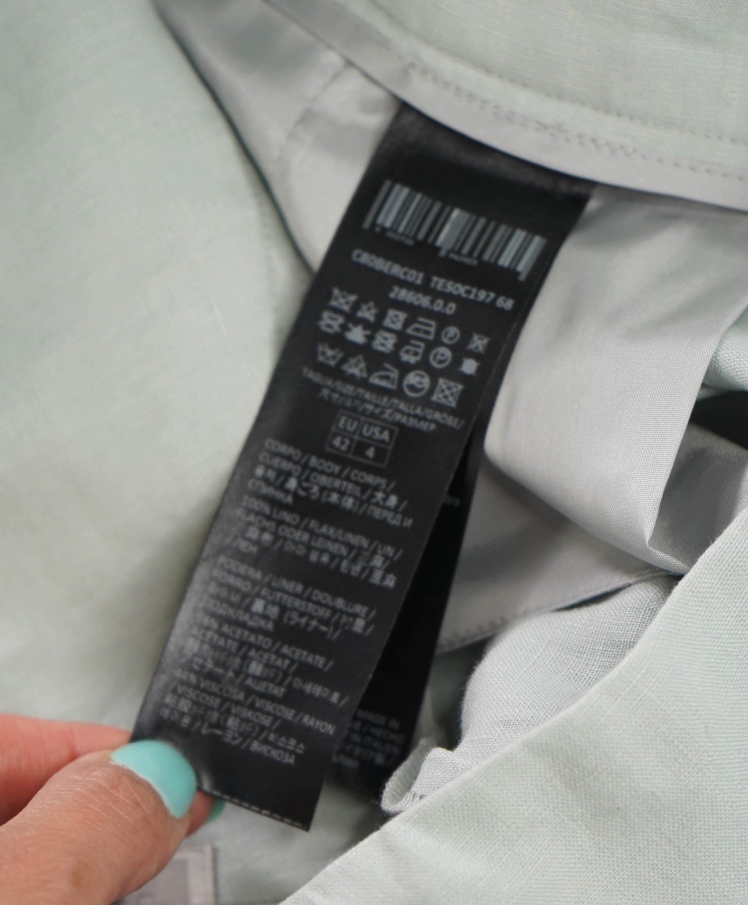 $395 ELEVENTY - Light Blue Linen High Waisted Shorts - 4 US