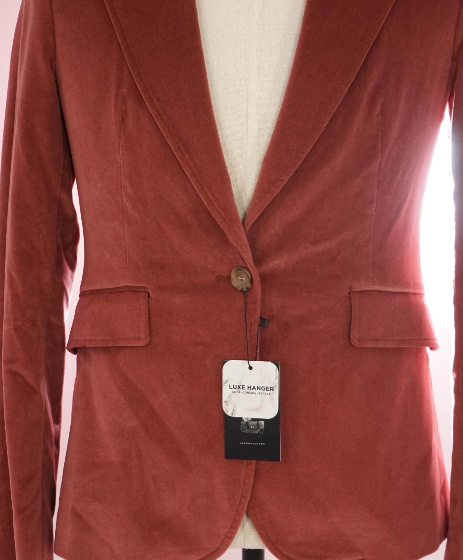 $1,195 ELEVENTY - Pink Velvet Peak Lapel Blazer - 2 US 40EU
