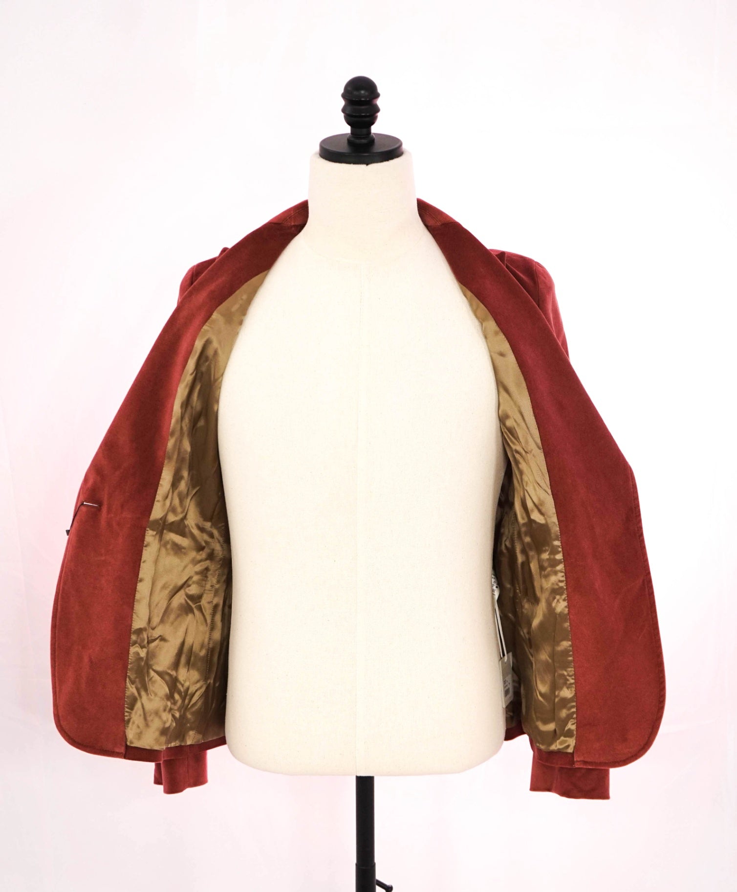 $1,195 ELEVENTY - Pink Velvet Peak Lapel Blazer - 2 US 40EU