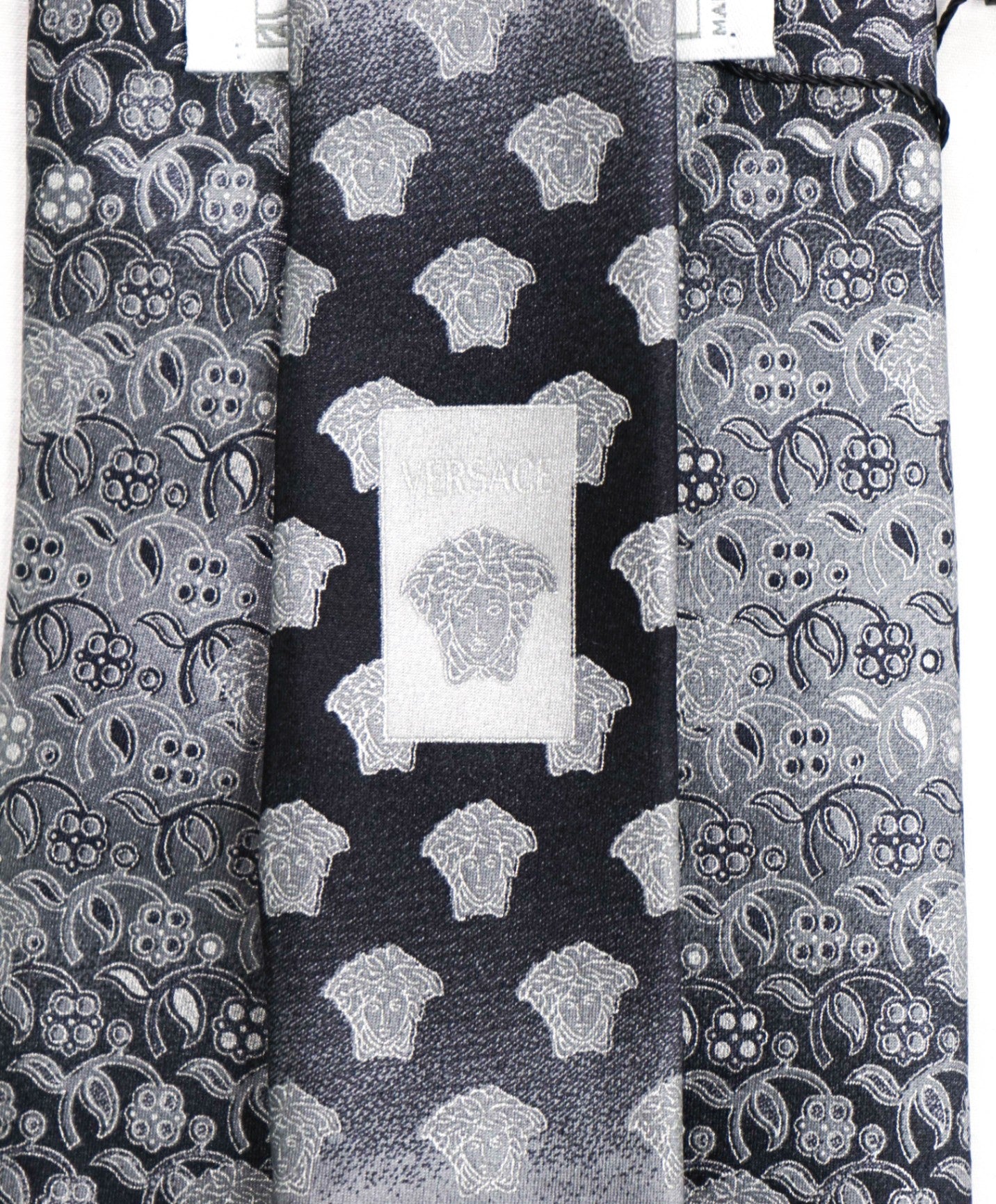 $280 VERSACE - VINTAGE Gray BaroqueFloral Silk - 3.5" Tie