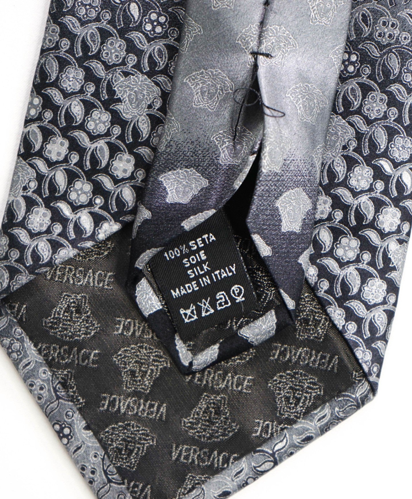 $280 VERSACE - VINTAGE Gray BaroqueFloral Silk - 3.5" Tie