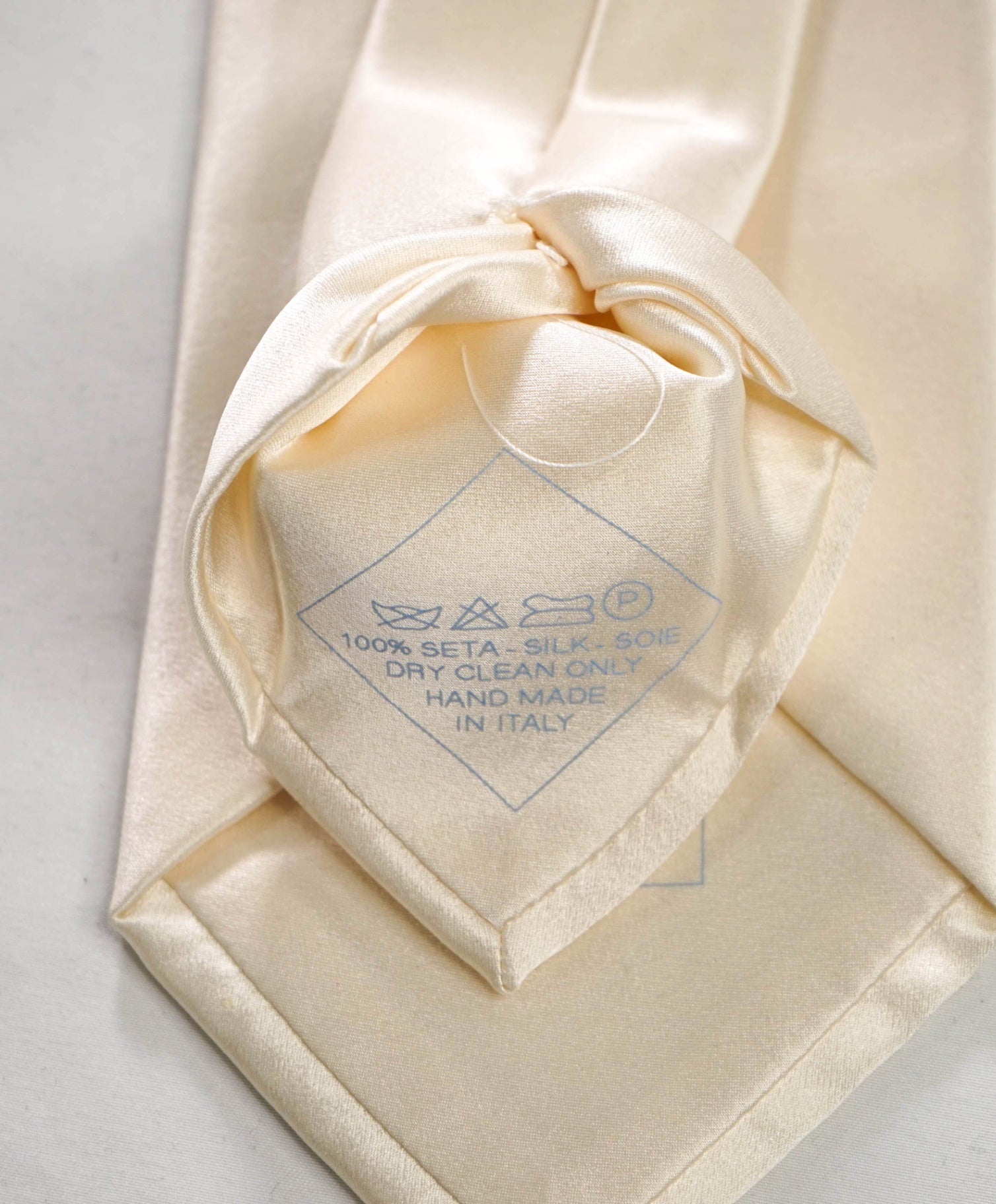 BRIONI - Ivory White Silk - 3.5" Tie