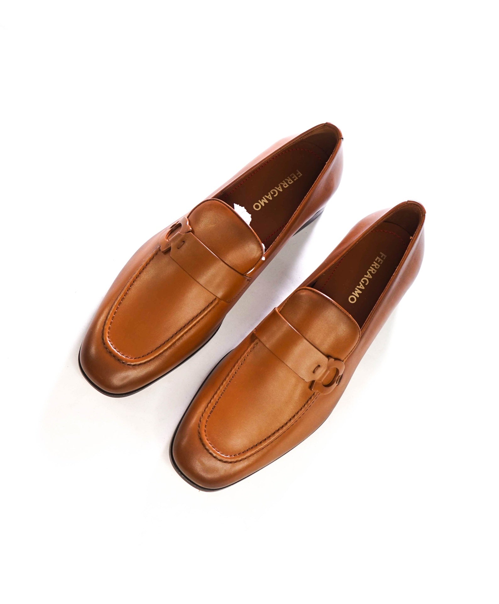 $1,050 FERRAGAMO - "BONNY" Brown Leather Loafers - 11 E