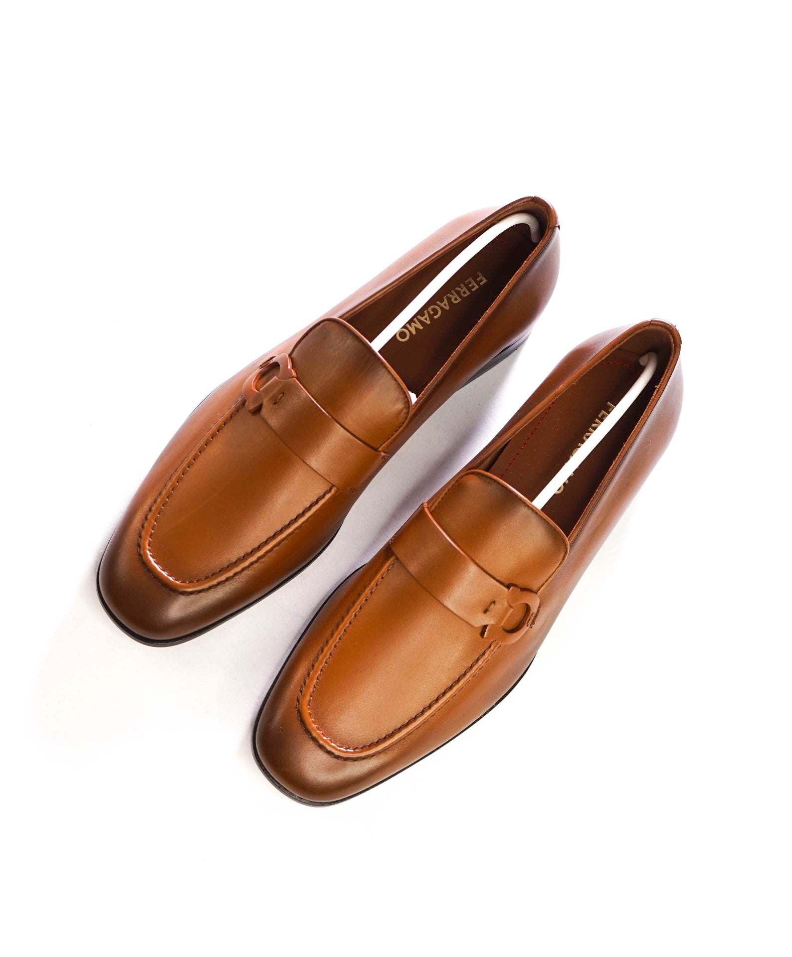 $1,050 FERRAGAMO - "BONNY" Brown Leather Loafers - 9.5 E