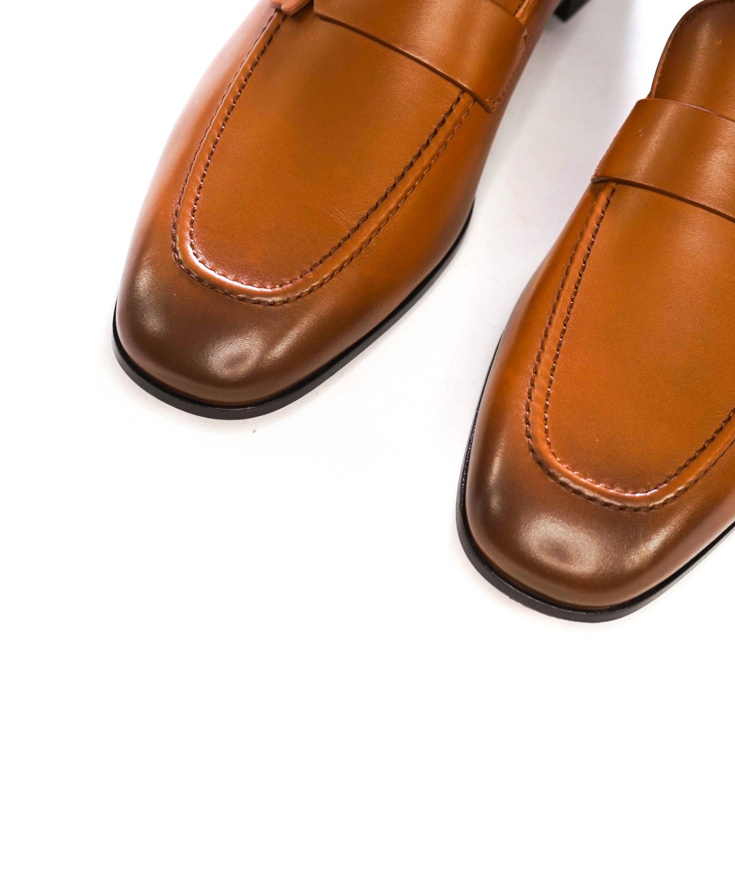 $1,050 FERRAGAMO - "BONNY" Brown Leather Loafers - 12 E