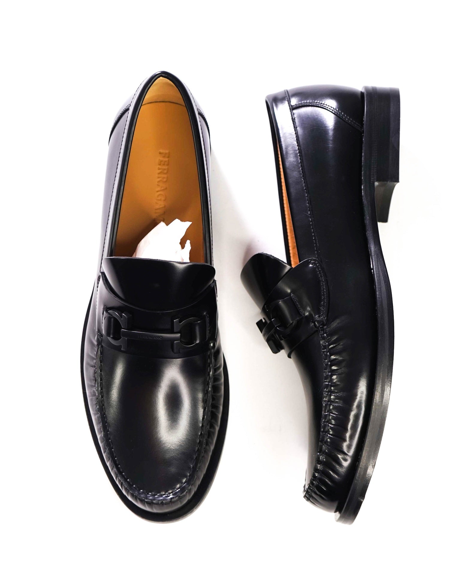 $995 FERRAGAMO - Black Leather "FORT" Loafers - 10.5 E