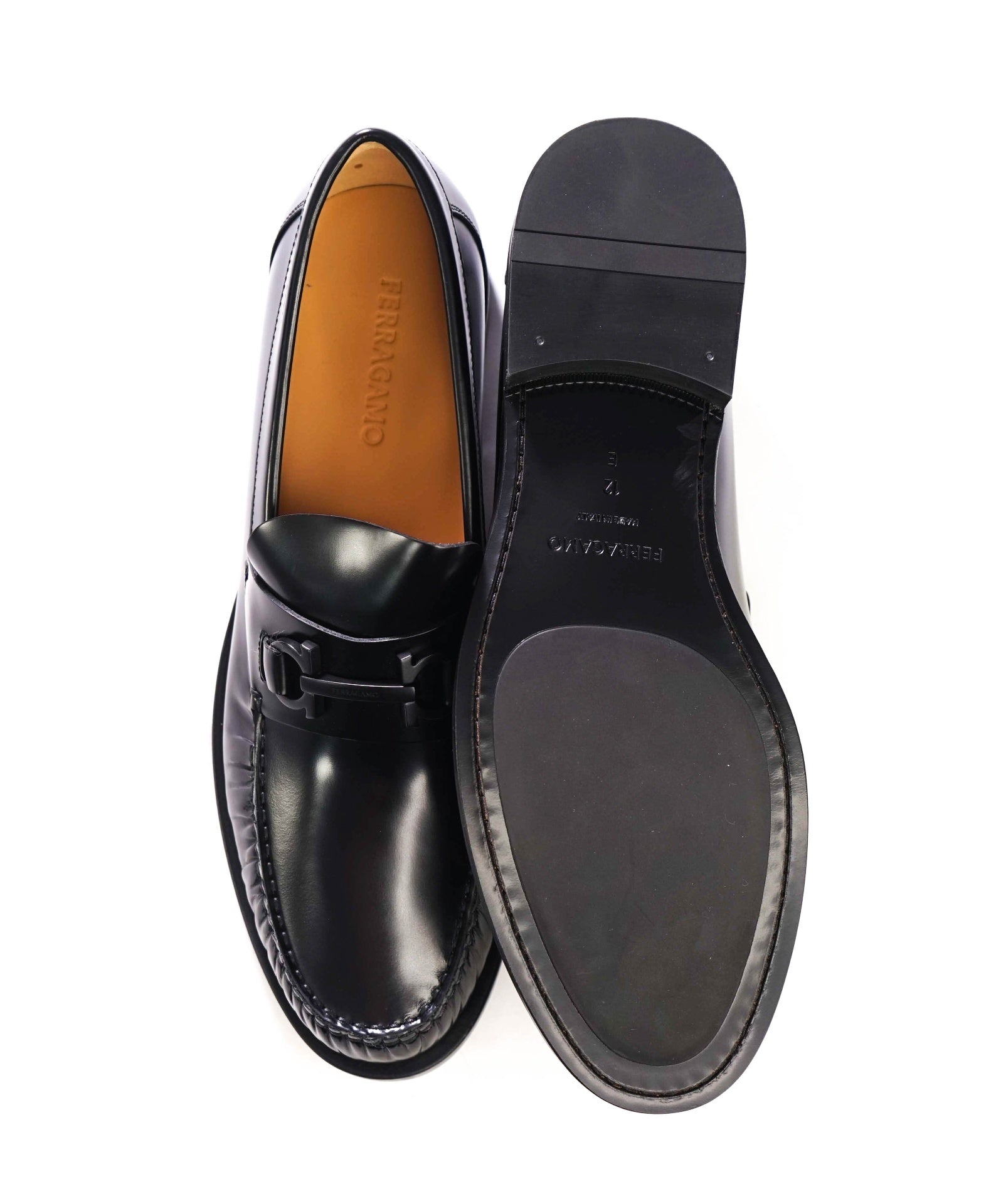 $995 FERRAGAMO - Black Leather "FORT" Loafers - 12 E