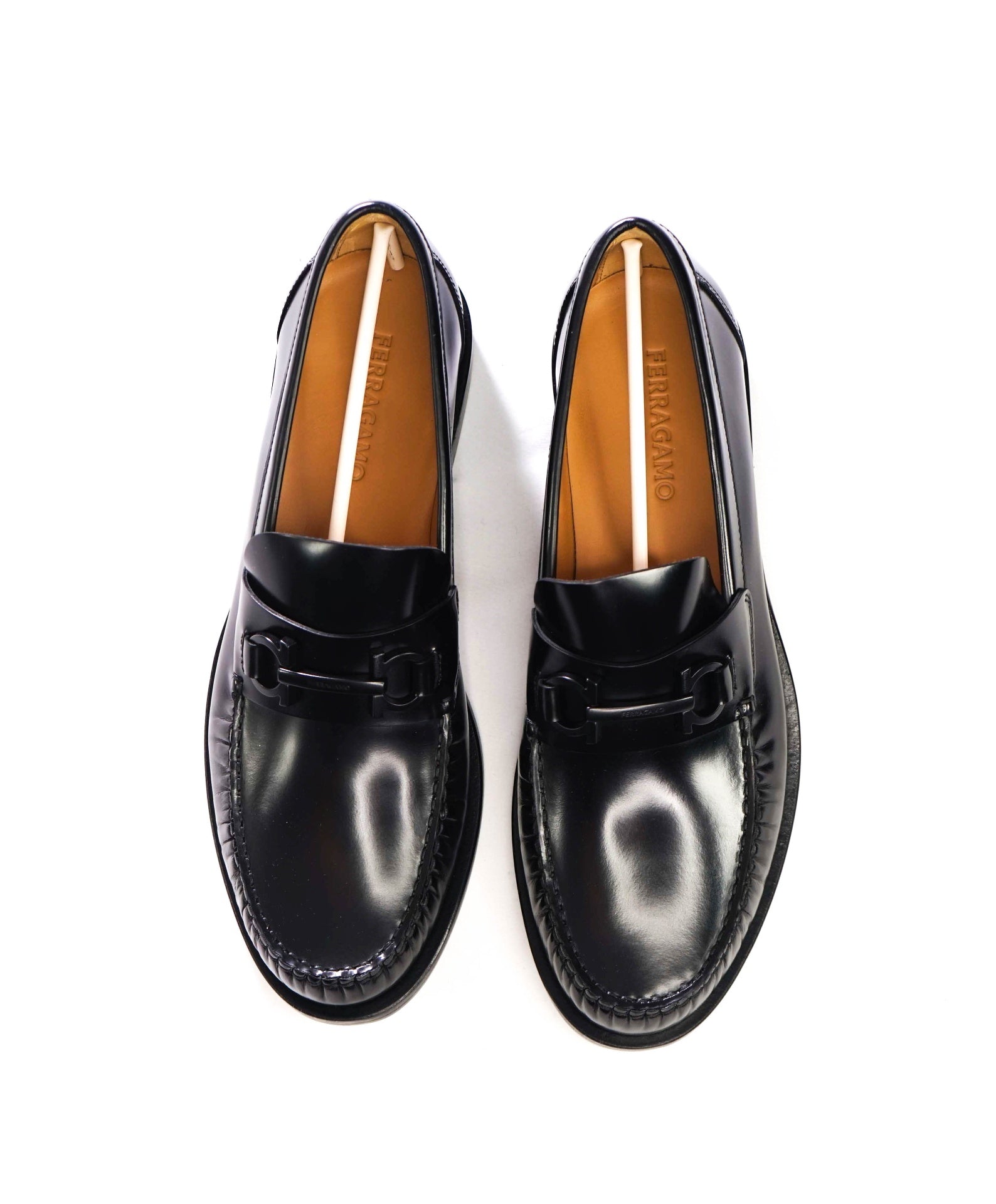 $995 FERRAGAMO - Black Leather "FORT" Loafers - 10 EE