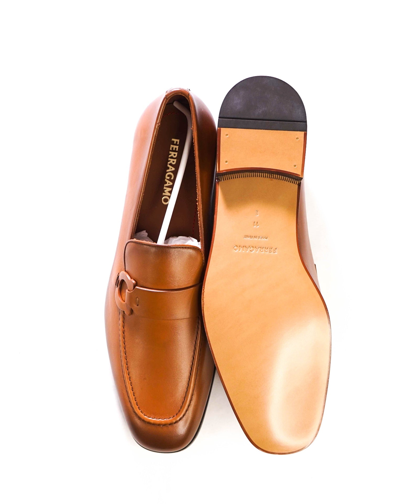 $1,050 FERRAGAMO - "BONNY" Brown Leather Loafers - 11 E