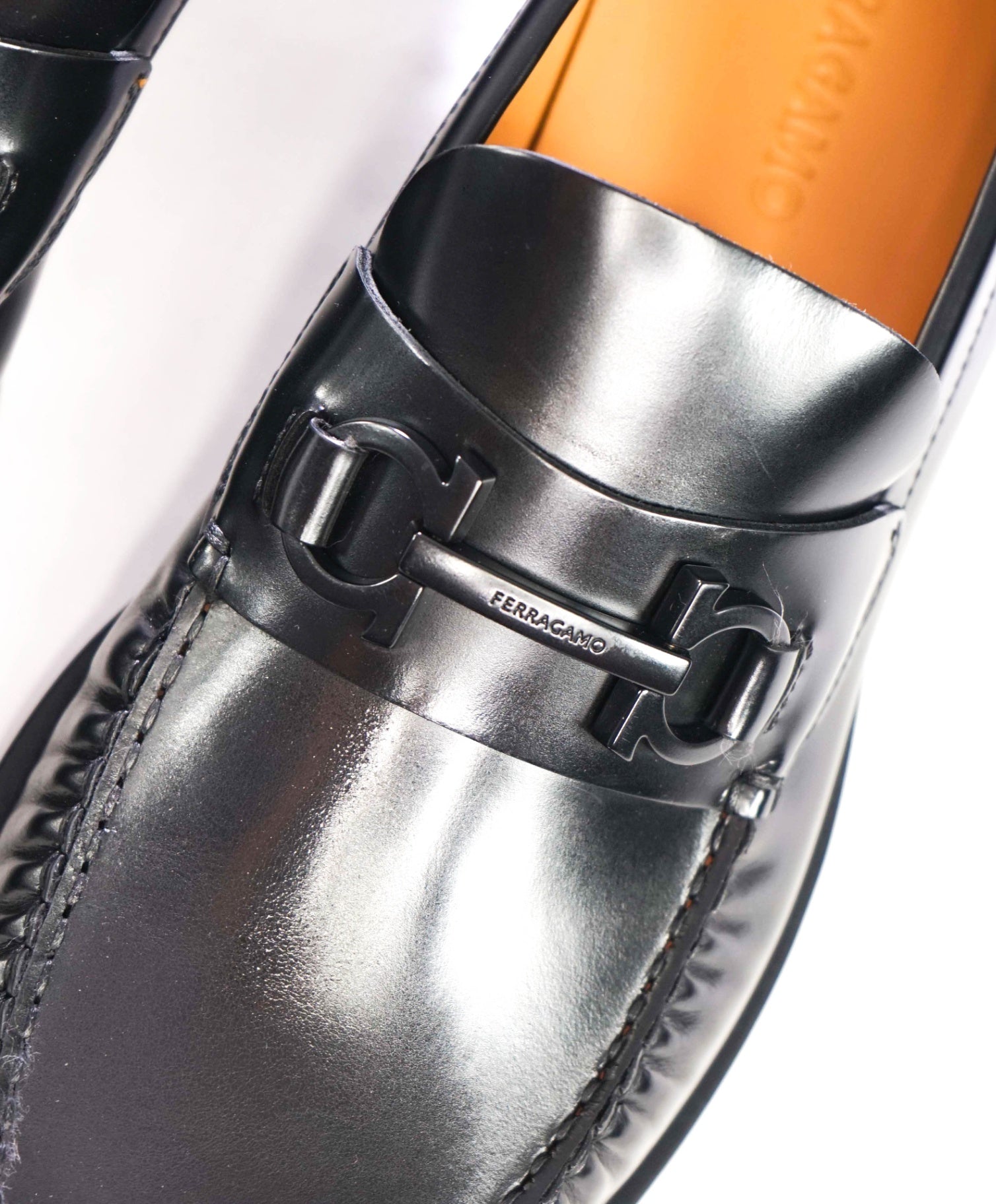 $995 FERRAGAMO - Black Leather "FORT" Loafers - 11 D