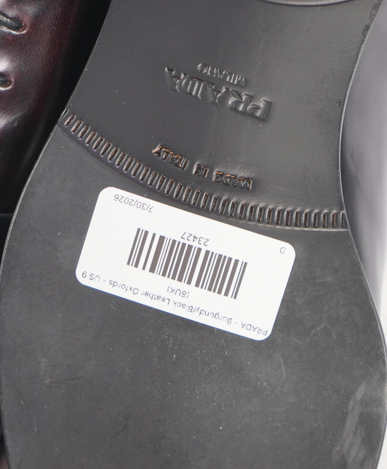 $1,280 PRADA - Burgundy/Black Leather Oxfords - US 9 (8UK)