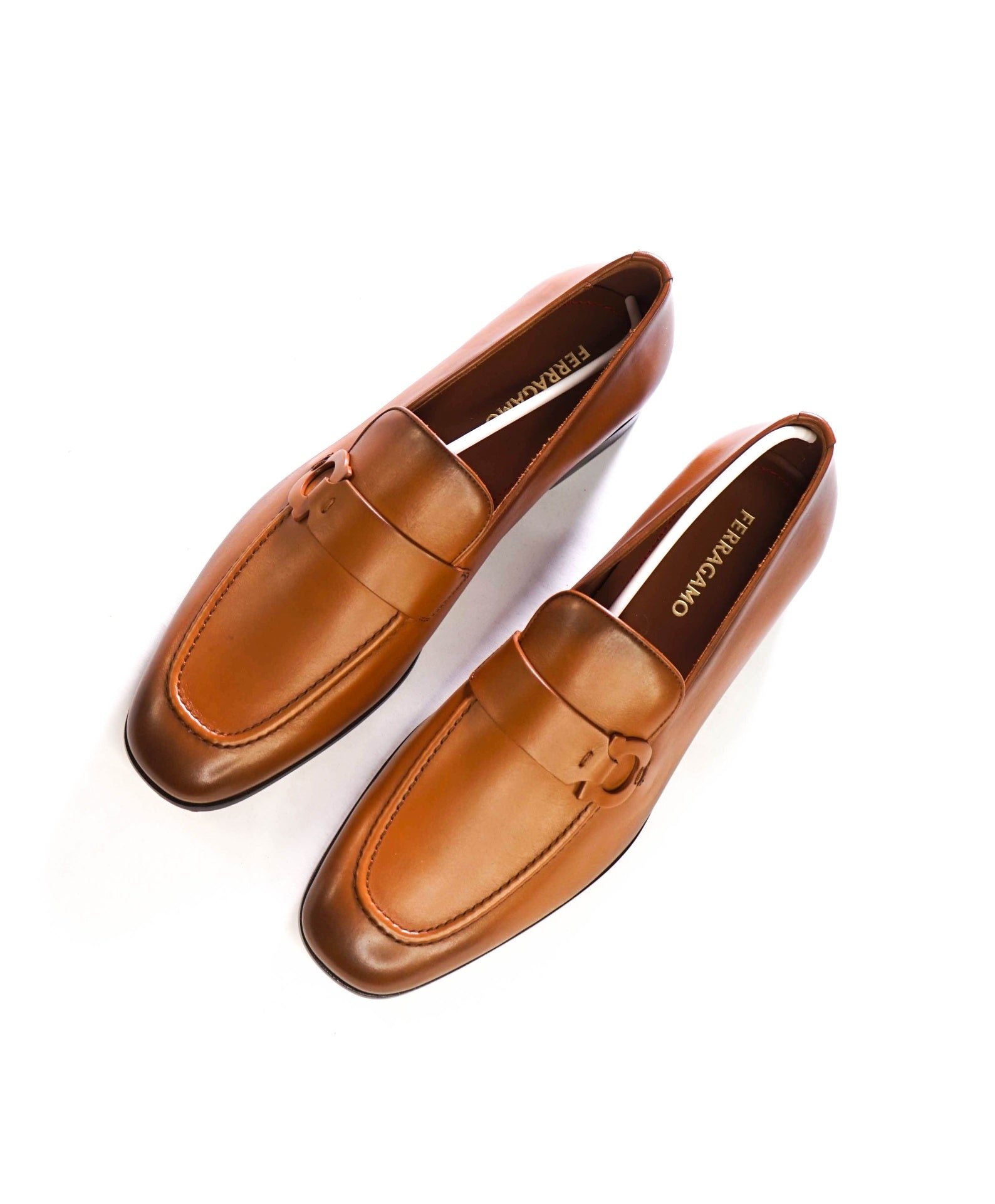$1,050 FERRAGAMO - "BONNY" Brown Leather Loafers - 11 E