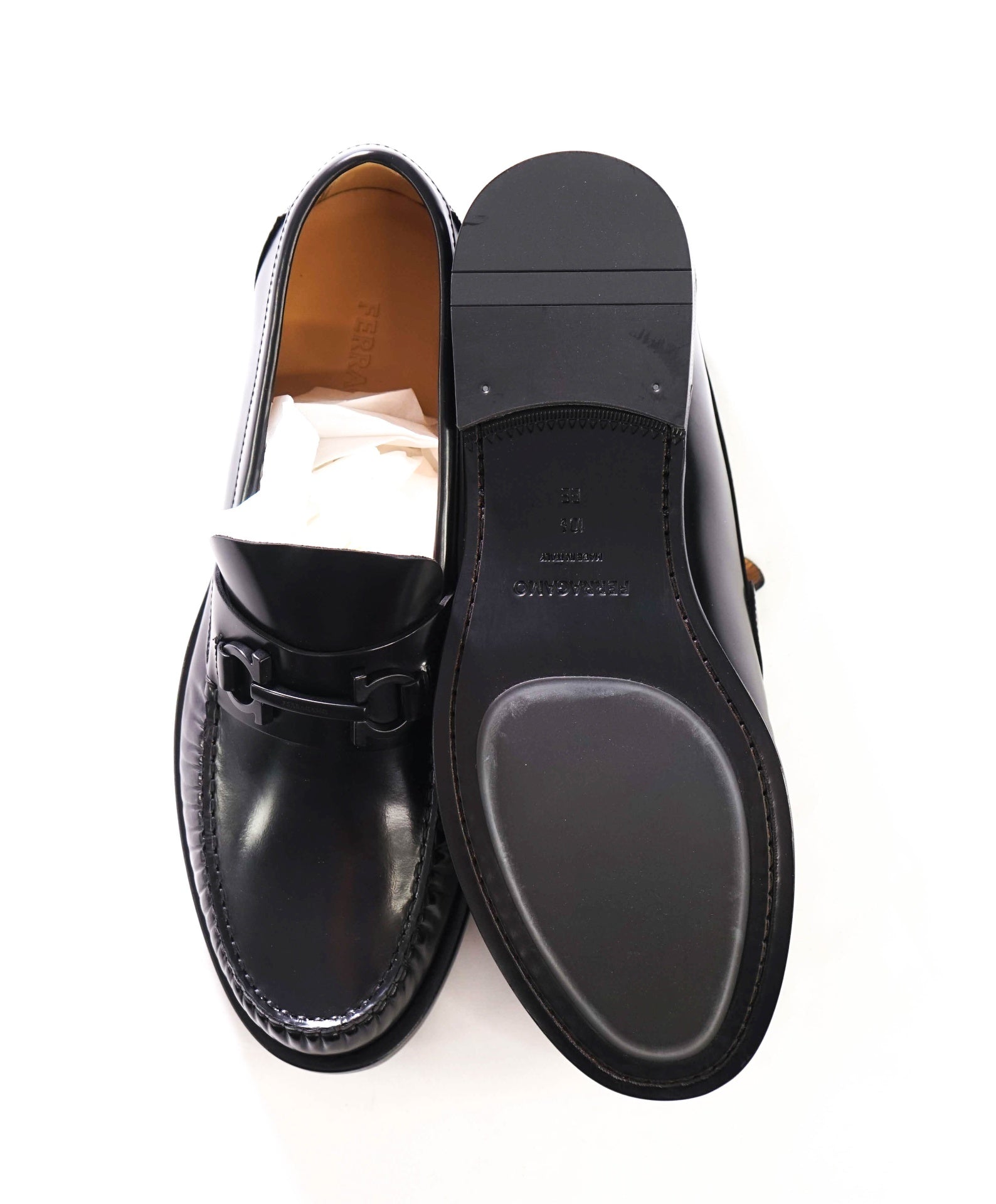 $995 FERRAGAMO - Black Leather "FORT" Loafers - 10.5 EE