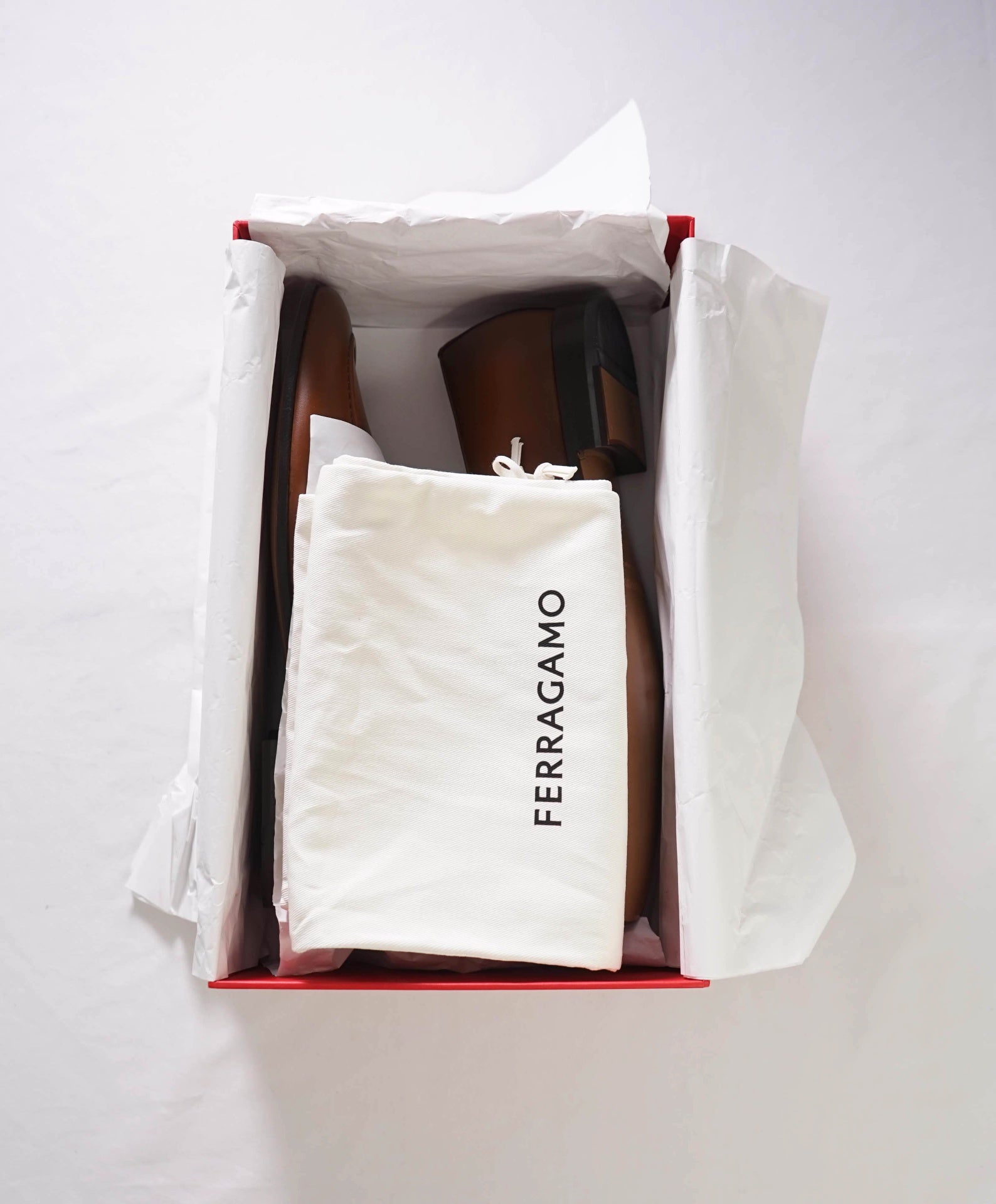 $1,050 FERRAGAMO - "BONNY" Brown Leather Loafers - 9.5 E