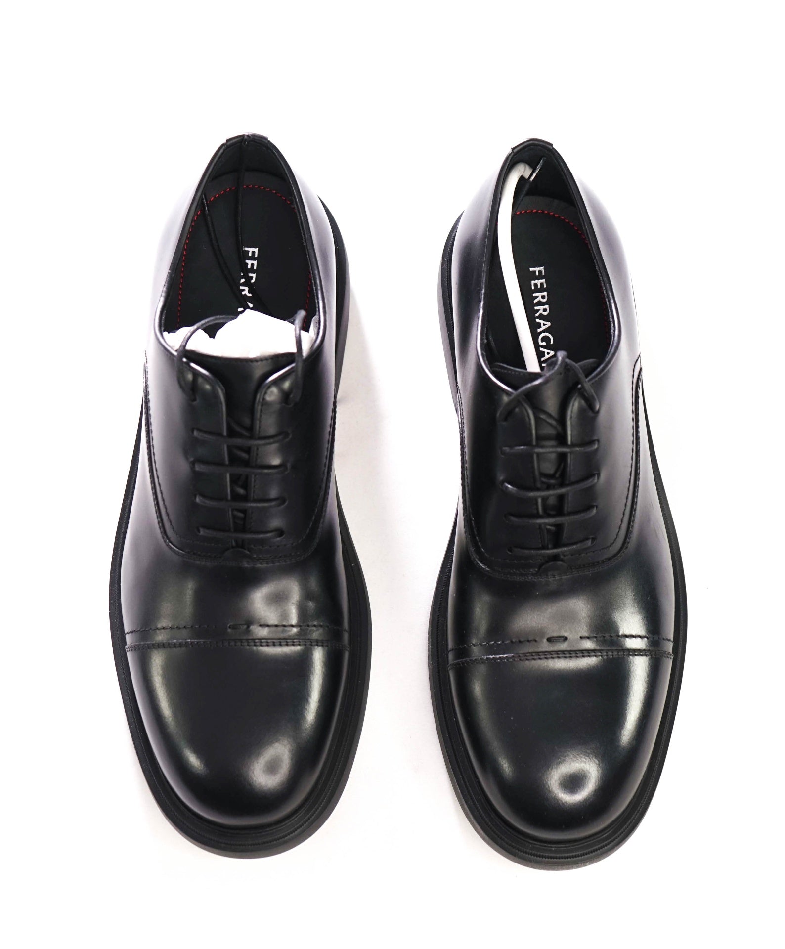 $995 FERRAGAMO - Black "CAMDEN" Lug-Sole Oxfords - 8EE