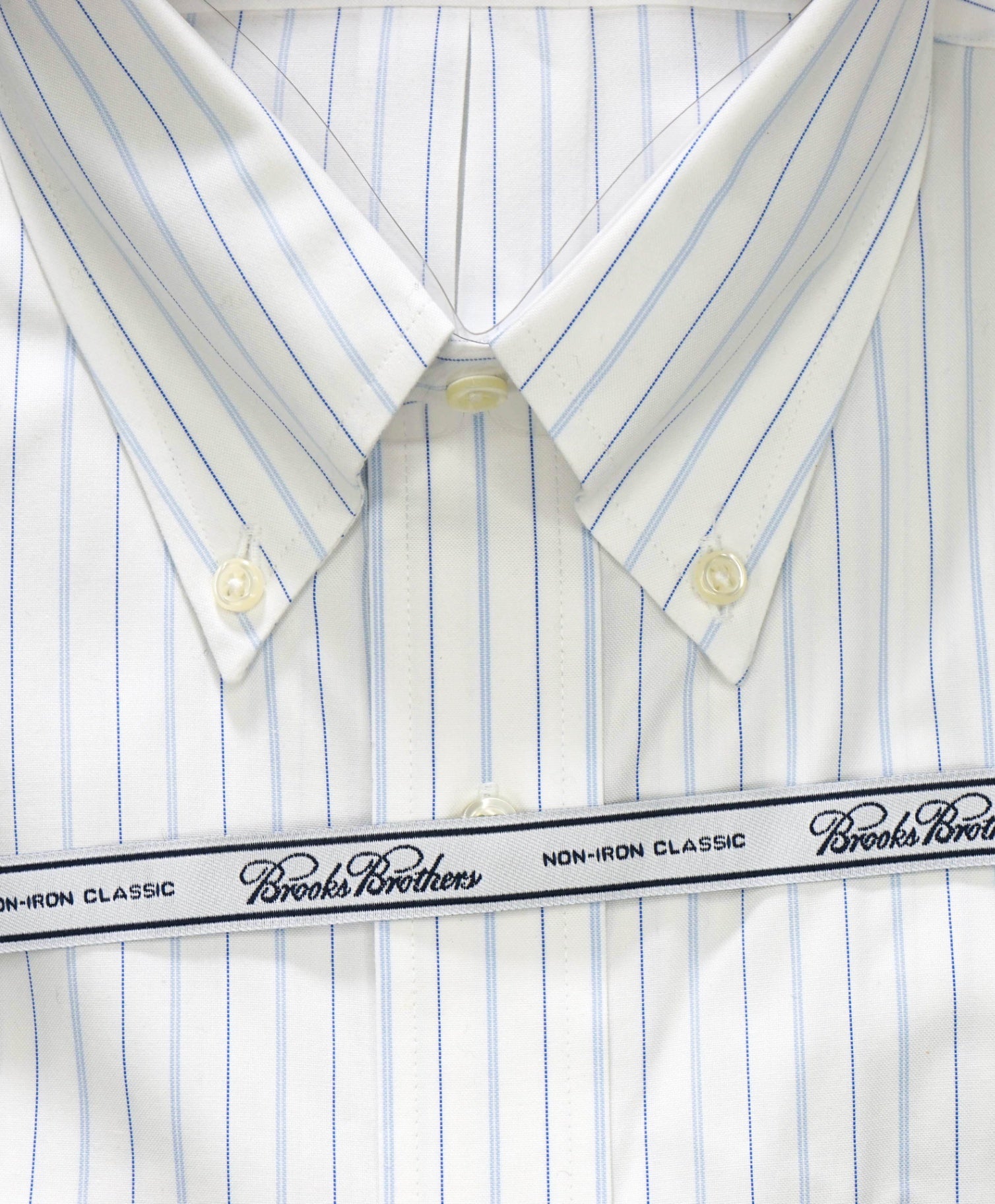 $128 BROOKS BROTHERS - Blue Stripe NON-IRON CLASSIC Shirt - 17 - 35