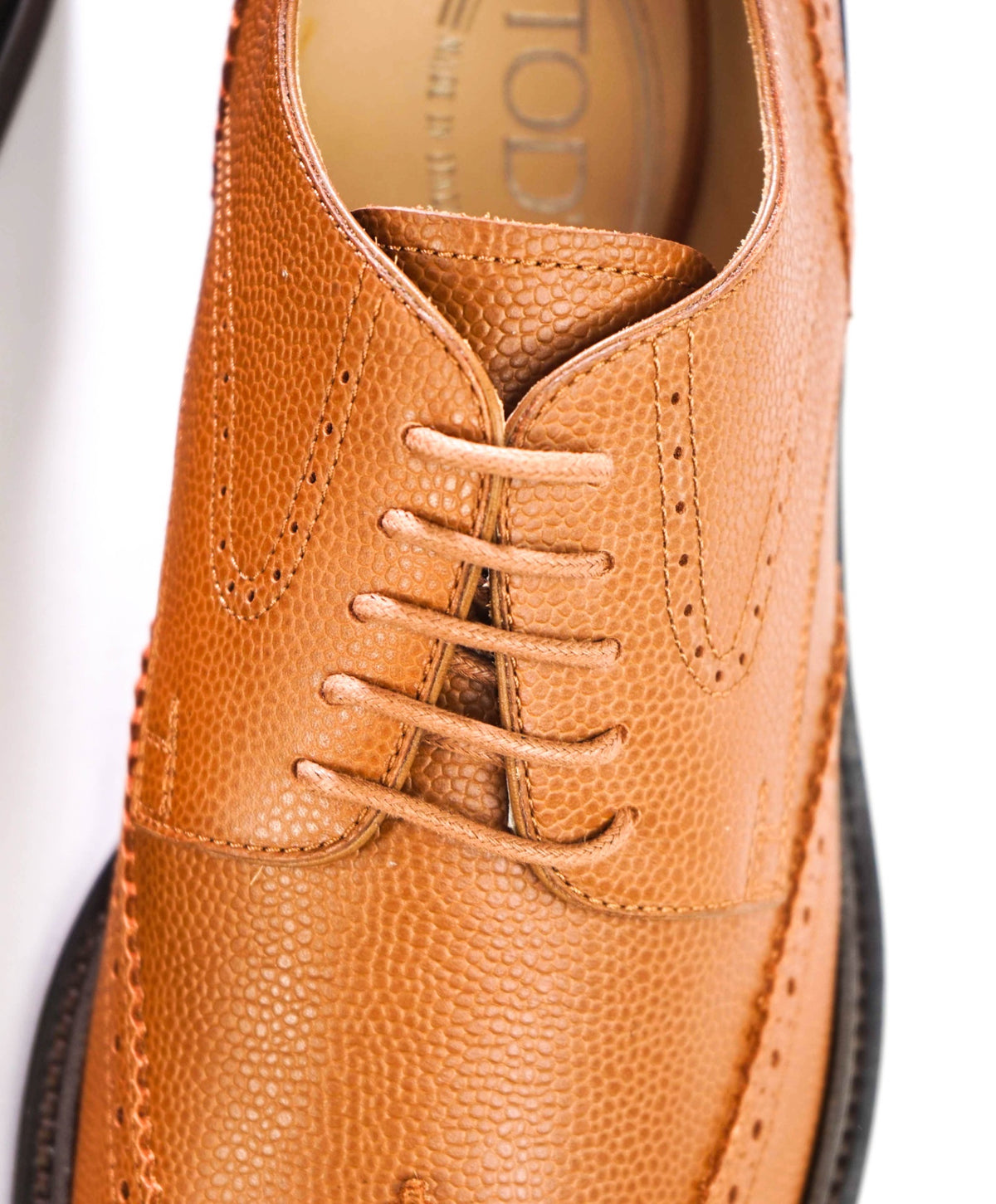 $795 TOD'S - Brown Pebble Leather Wingtip Derbies - US 8 (7UK)