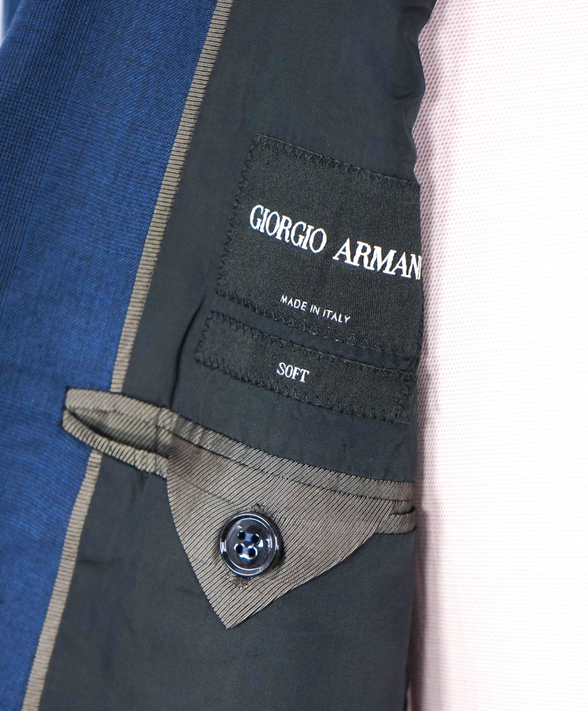 $2,995 GIORGIO ARMANI - "SOFT" Blue Super 150's Wool Blazer - 40R