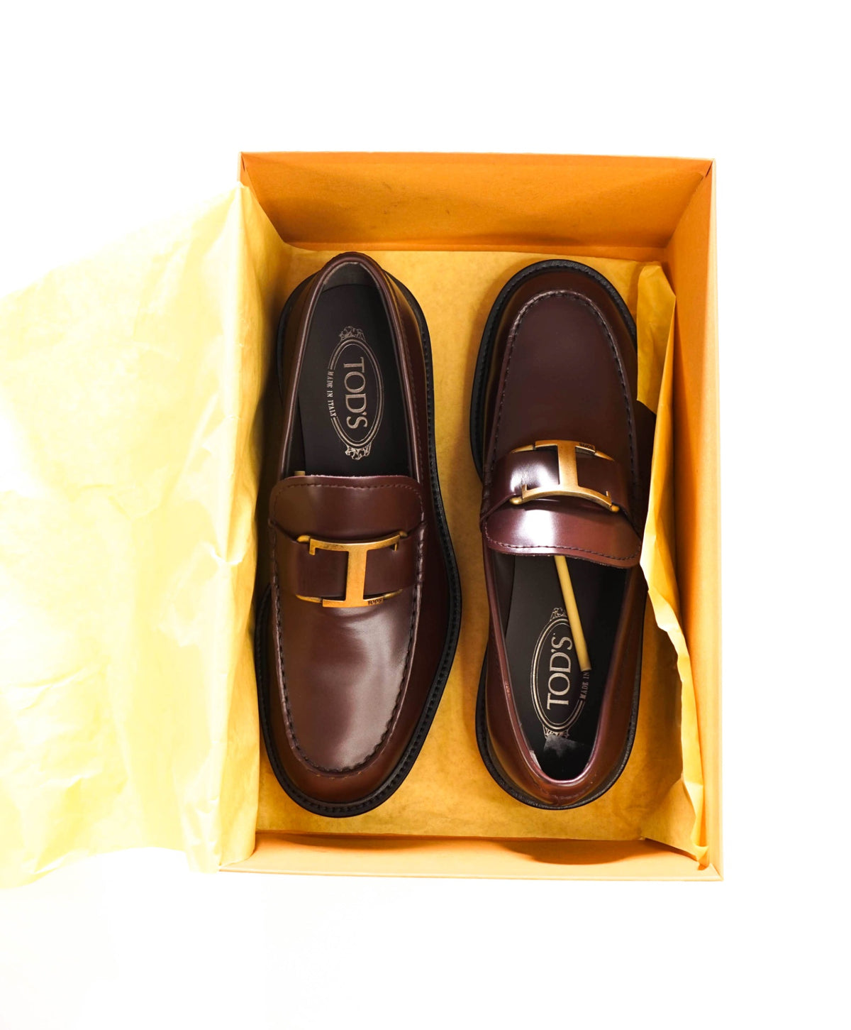 $850 TOD'S - Brown Leather Lug-Sole Loafers - US 8 (7UK)