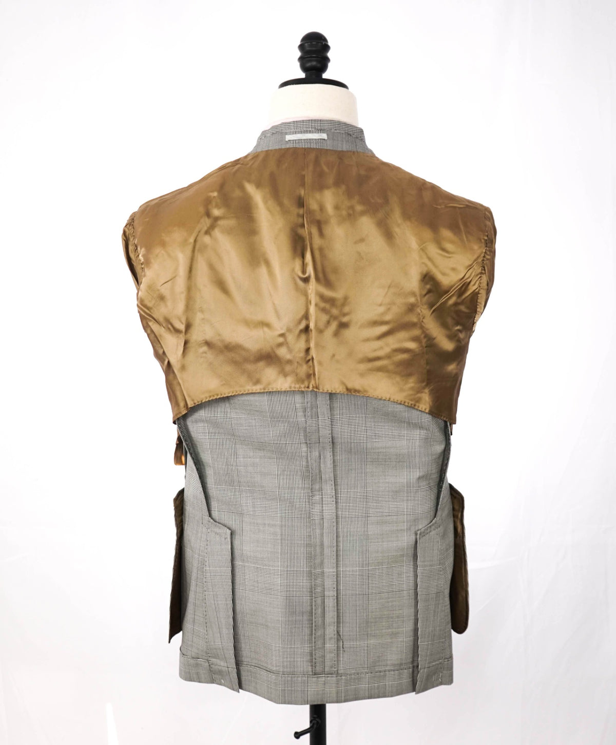 $3,850 BRUNELLO CUCINELLI - Wool 2/3-Roll Blazer - 38R