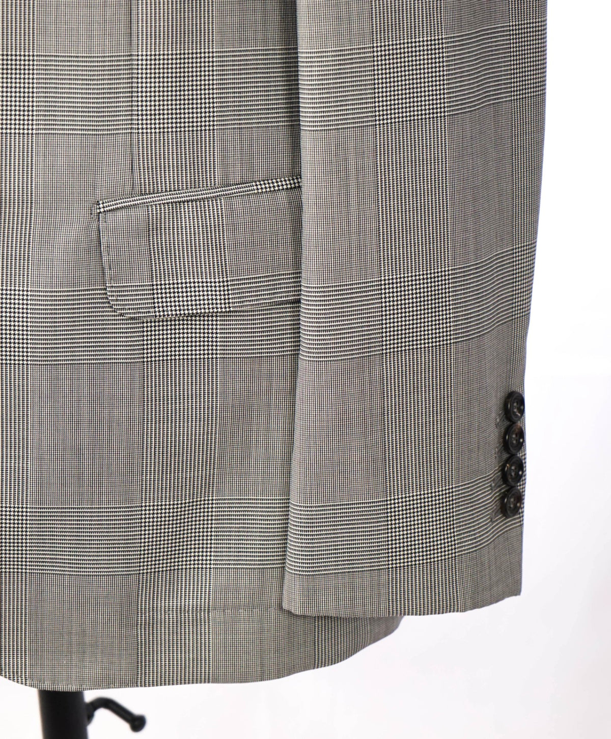 $3,850 BRUNELLO CUCINELLI - Wool 2/3-Roll Blazer - 38R
