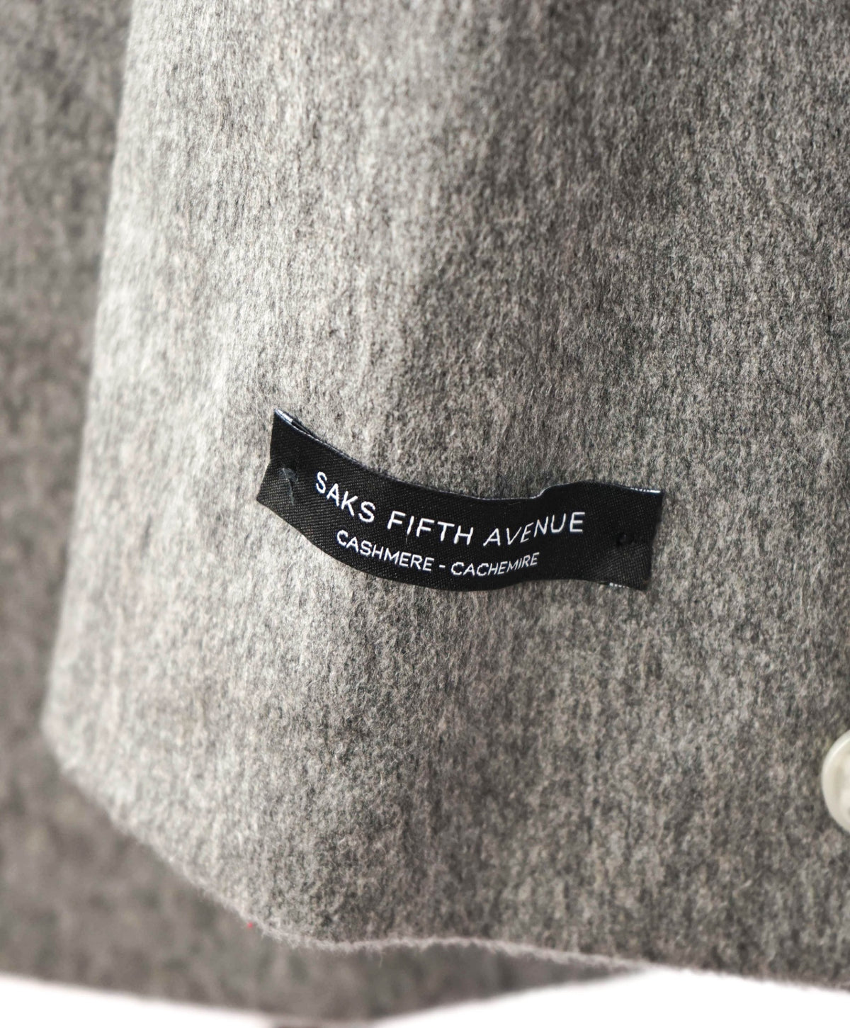 $1,295 SAKS FIFTH AVENUE - Gray 100% Cashmere Blazer - 42R