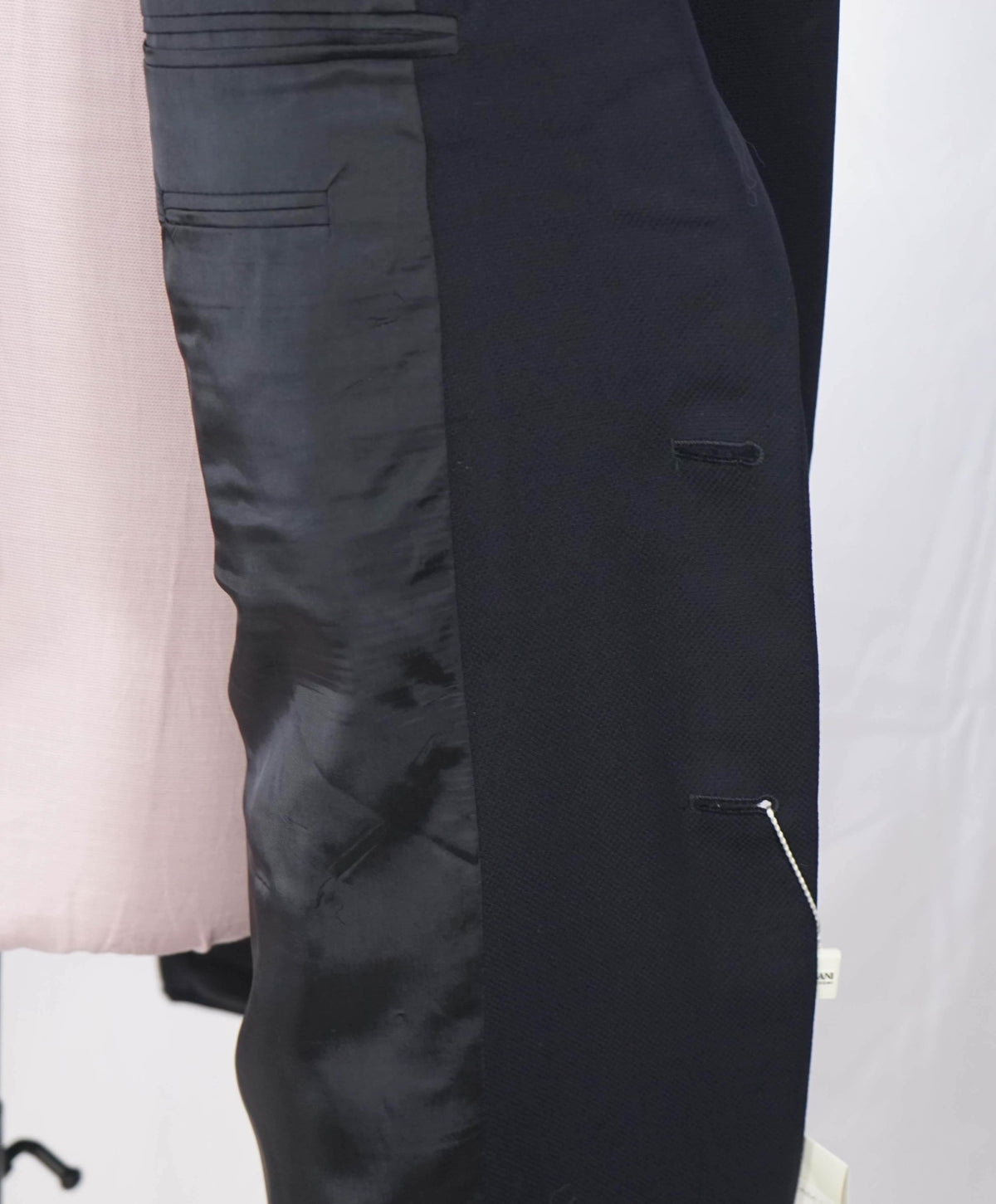 $1,595 ARMANI COLLEZIONI - Navy Blue Textured Wool Blazer - 46L