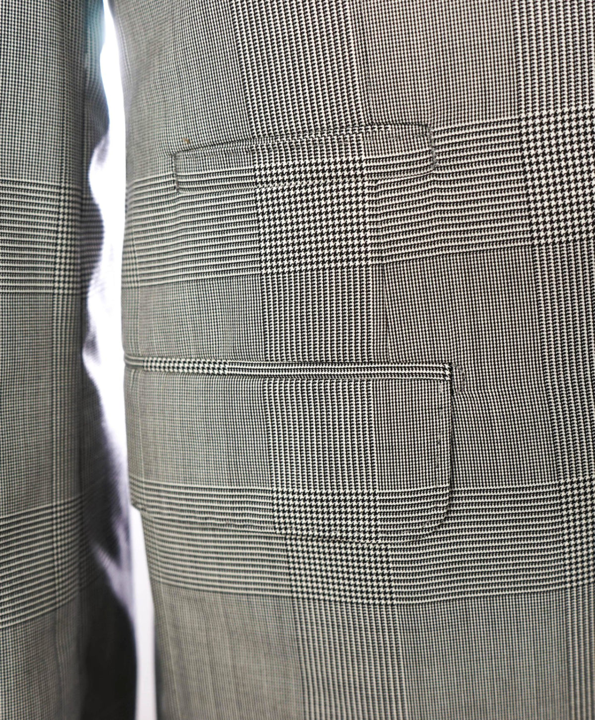 $3,850 BRUNELLO CUCINELLI - Wool 2/3-Roll Blazer - 38R