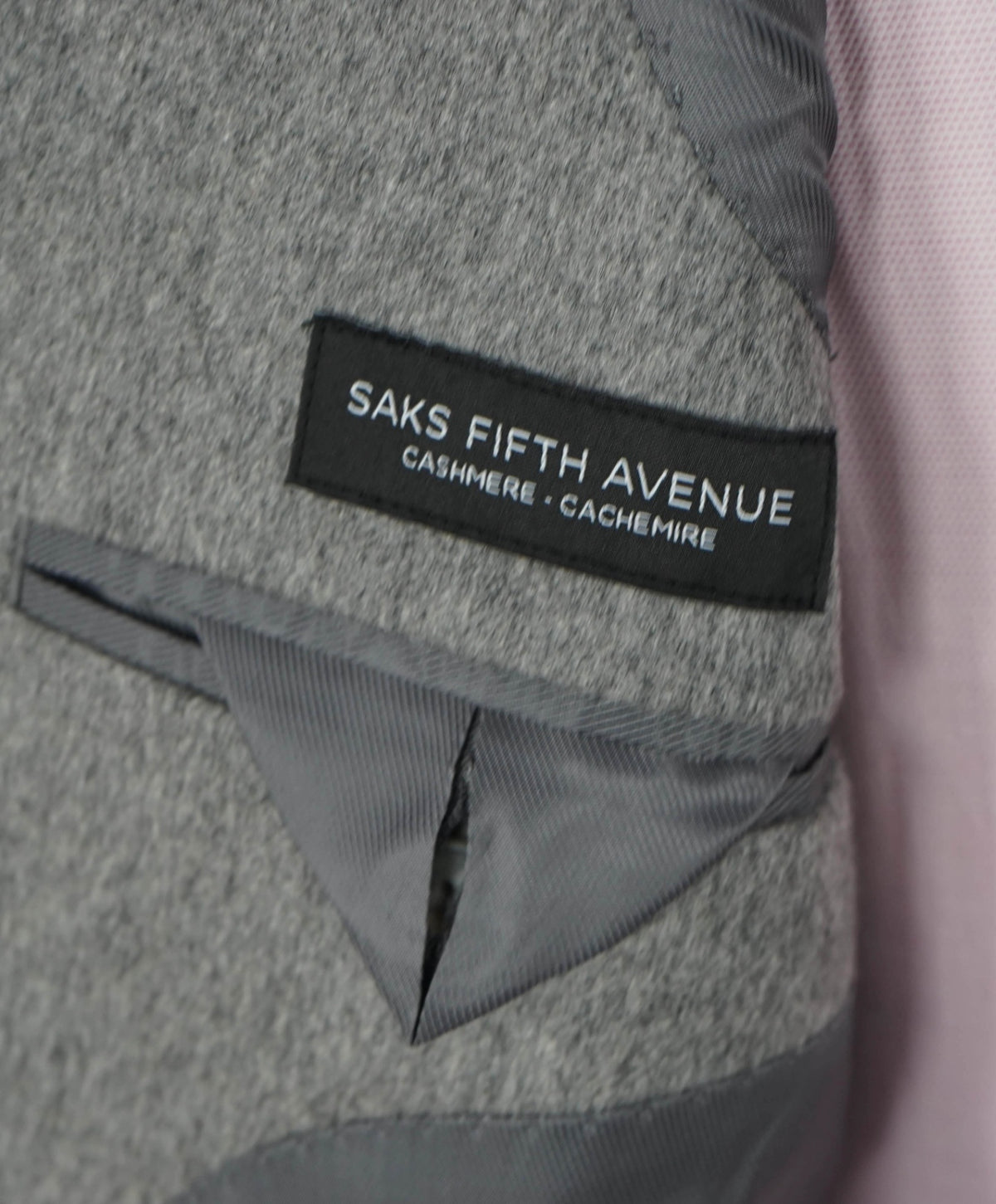 $1,295 SAKS FIFTH AVENUE - Gray 100% Cashmere Blazer - 42R