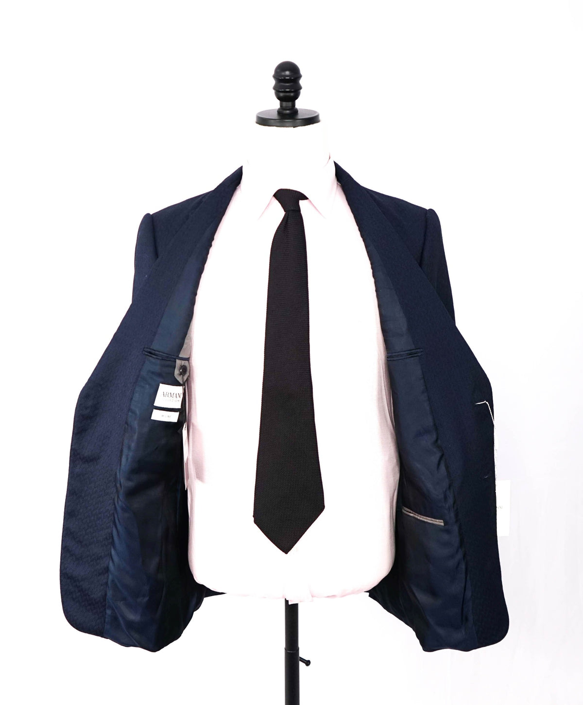 $1,995 ARMANI COLLEZIONI - Navy Geometric "M-LINE" Suit - 40R