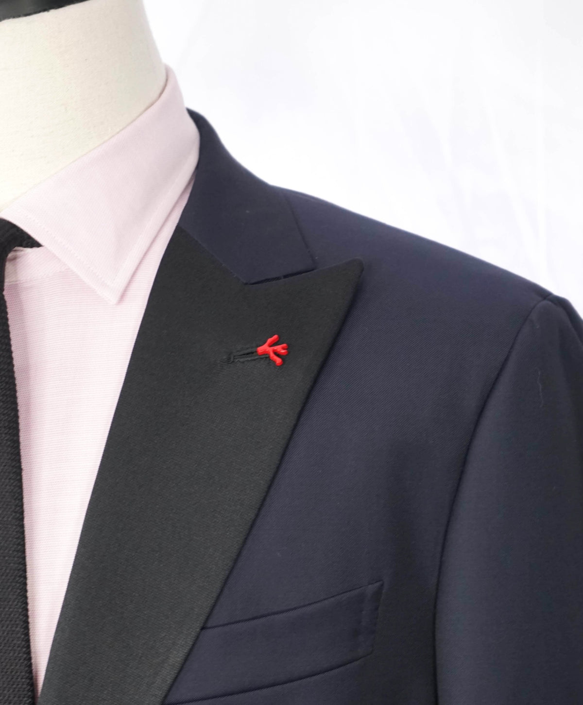 $4,595 ISAIA - "AQUASPIDER" PEAK LAPEL Navy Wool Tuxedo - 42R