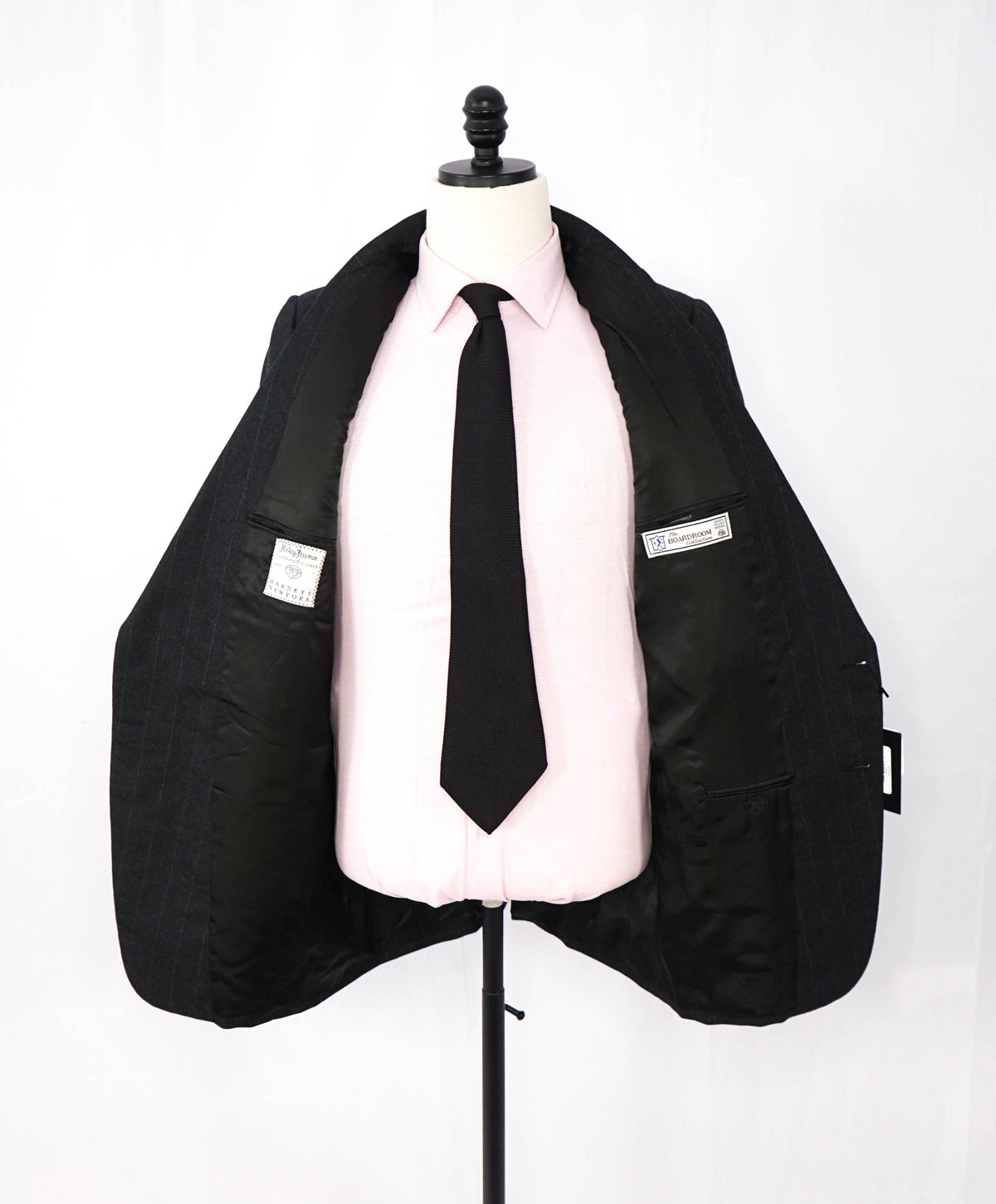 $1,695 HICKEY FREEMAN - VINTAGE Gray Chalk Stripe Wool Suit - 40R