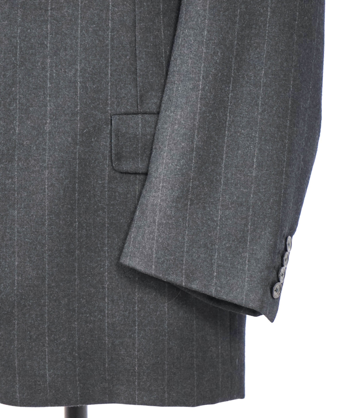 $1,695 HICKEY FREEMAN - VINTAGE Gray Chalk Stripe Wool Suit - 40R