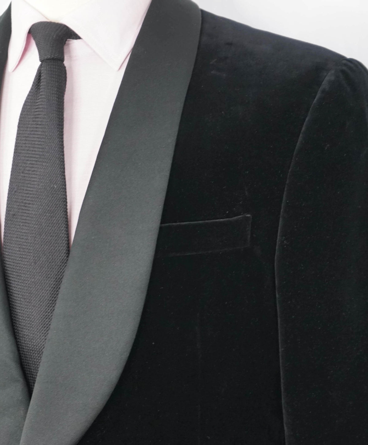 RALPH LAUREN PURPLE LABEL - Black Velvet Tuxedo Blazer - 44R