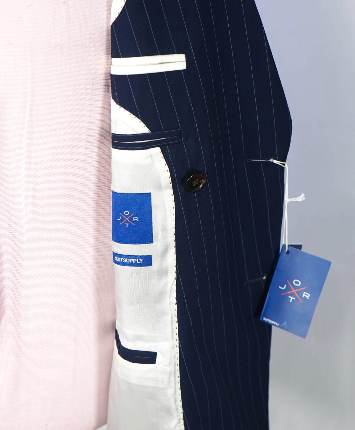 $1,199 SUITSUPPLY - Navy Pinstripe Wool Double Breasted Suit - 32R US