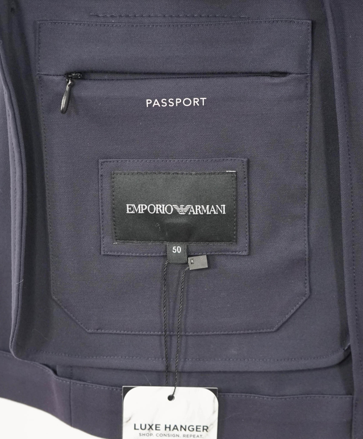 $545 EMPORIO ARMANI - Navy Blue Travel Blazer - 40