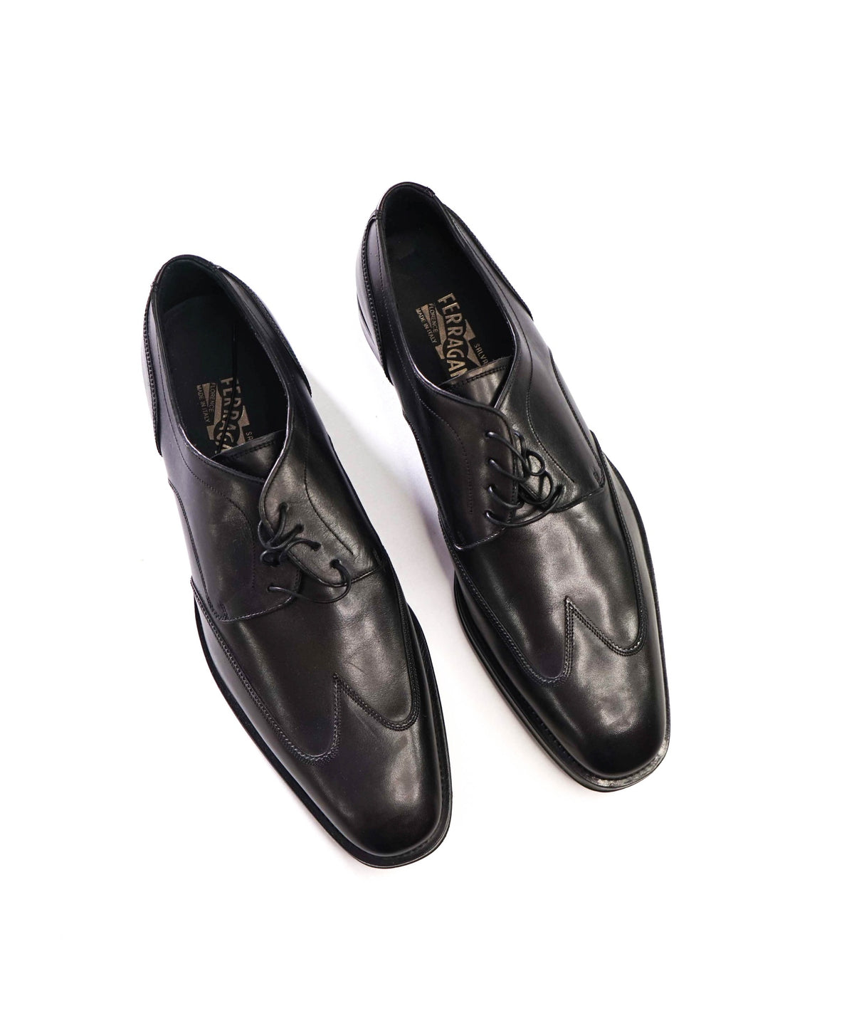 $850 FERRAGAMO - Black Leather Wingtip Derby - 13 D